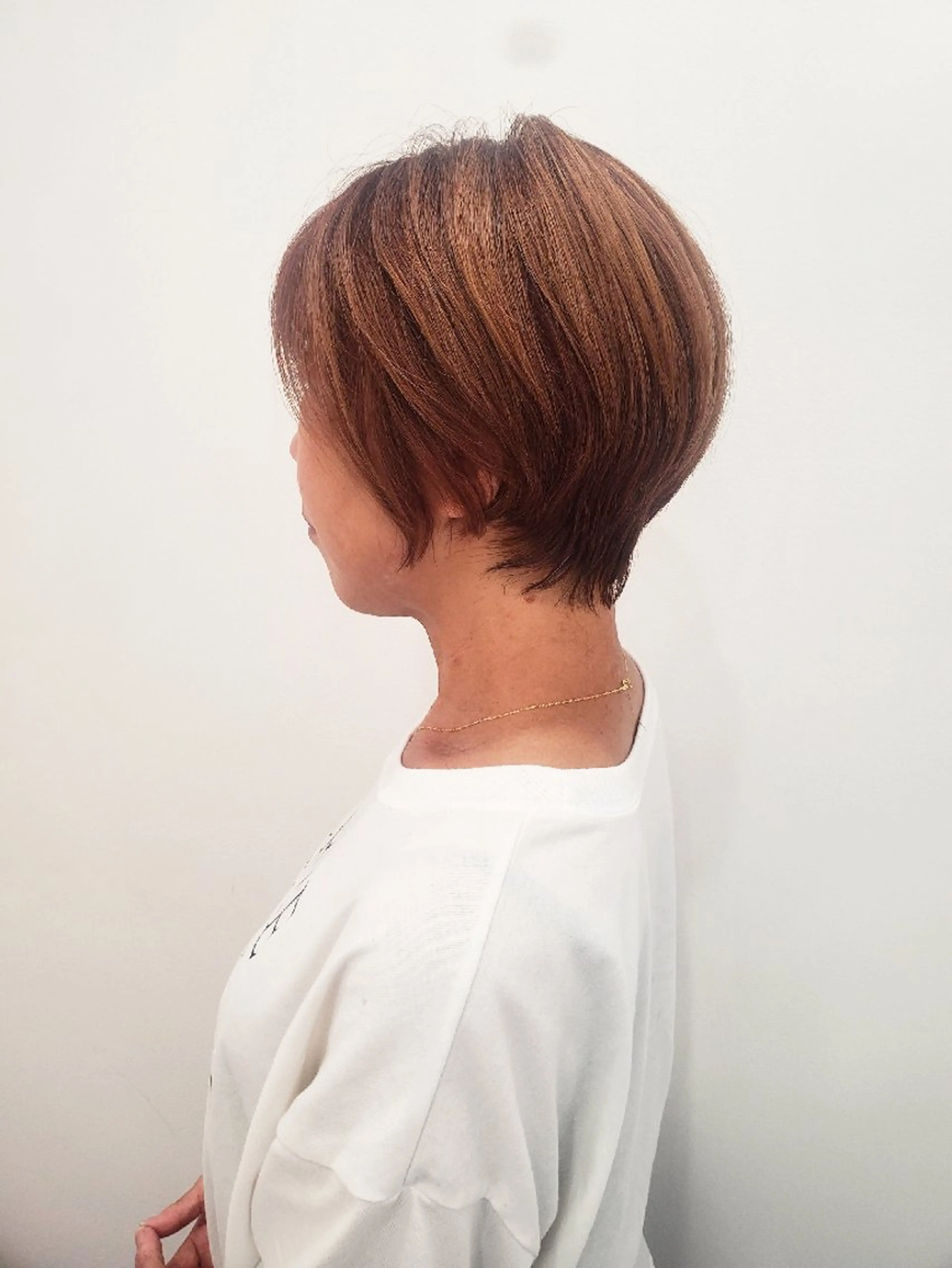 ショート 齋藤 愛美のヘアスタイル