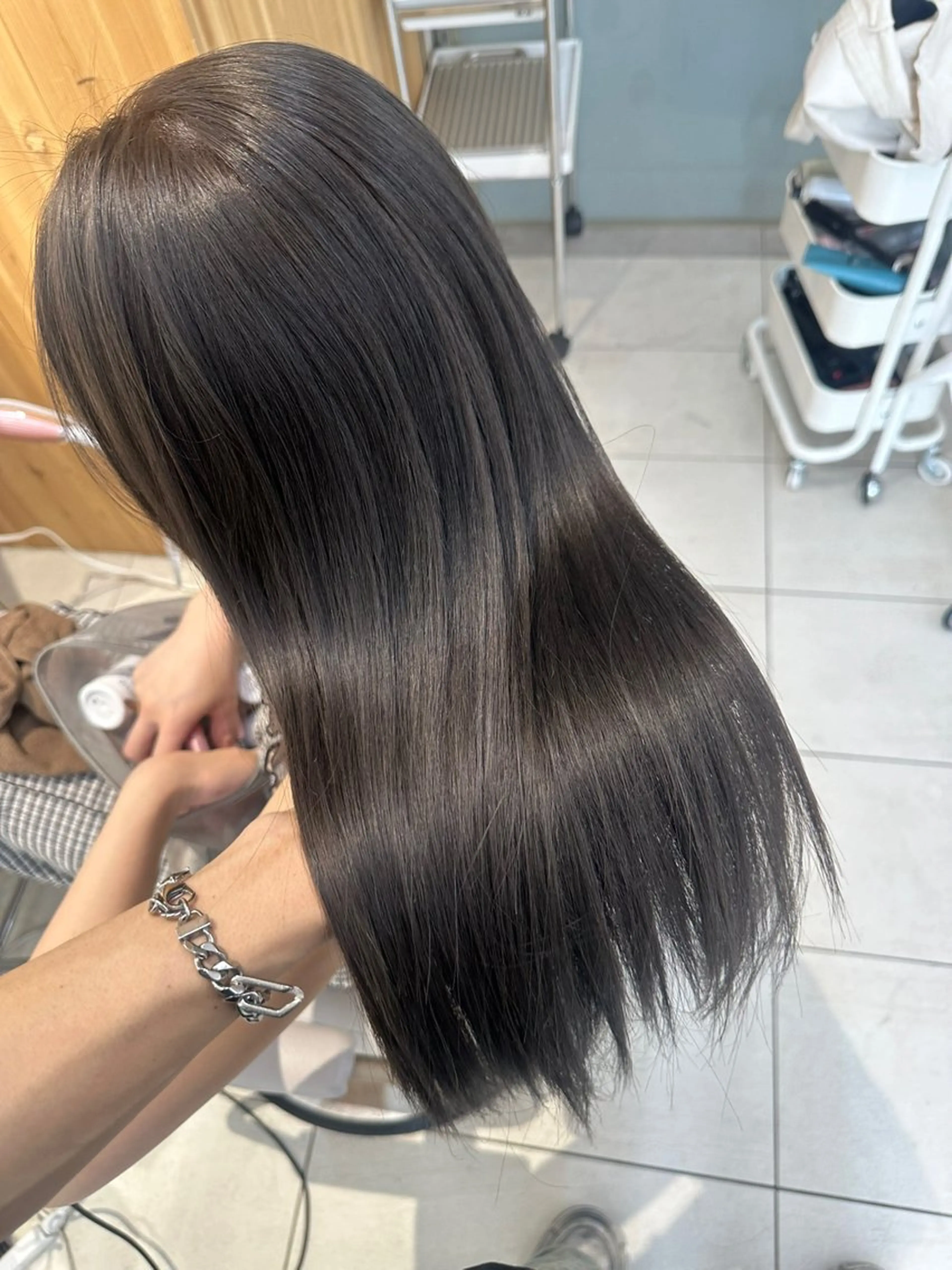 ロング oto🤍×美髪× ゆるふわレイヤーのヘアスタイル