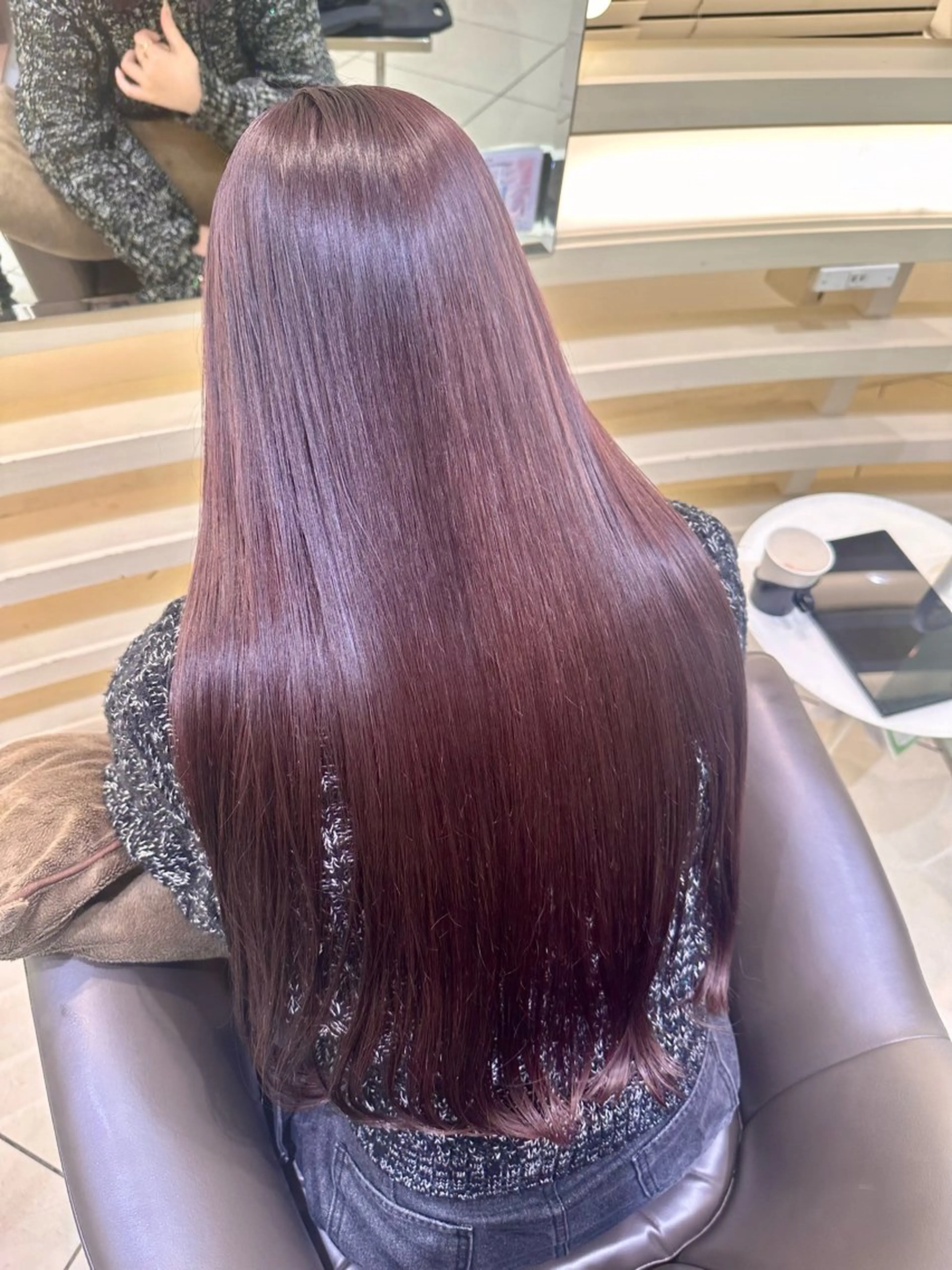 ロング カラー ブラウンカラー レッドカラー レッドブラウン 銀座レイヤーカット ×シースルー前髪のヘアスタイル