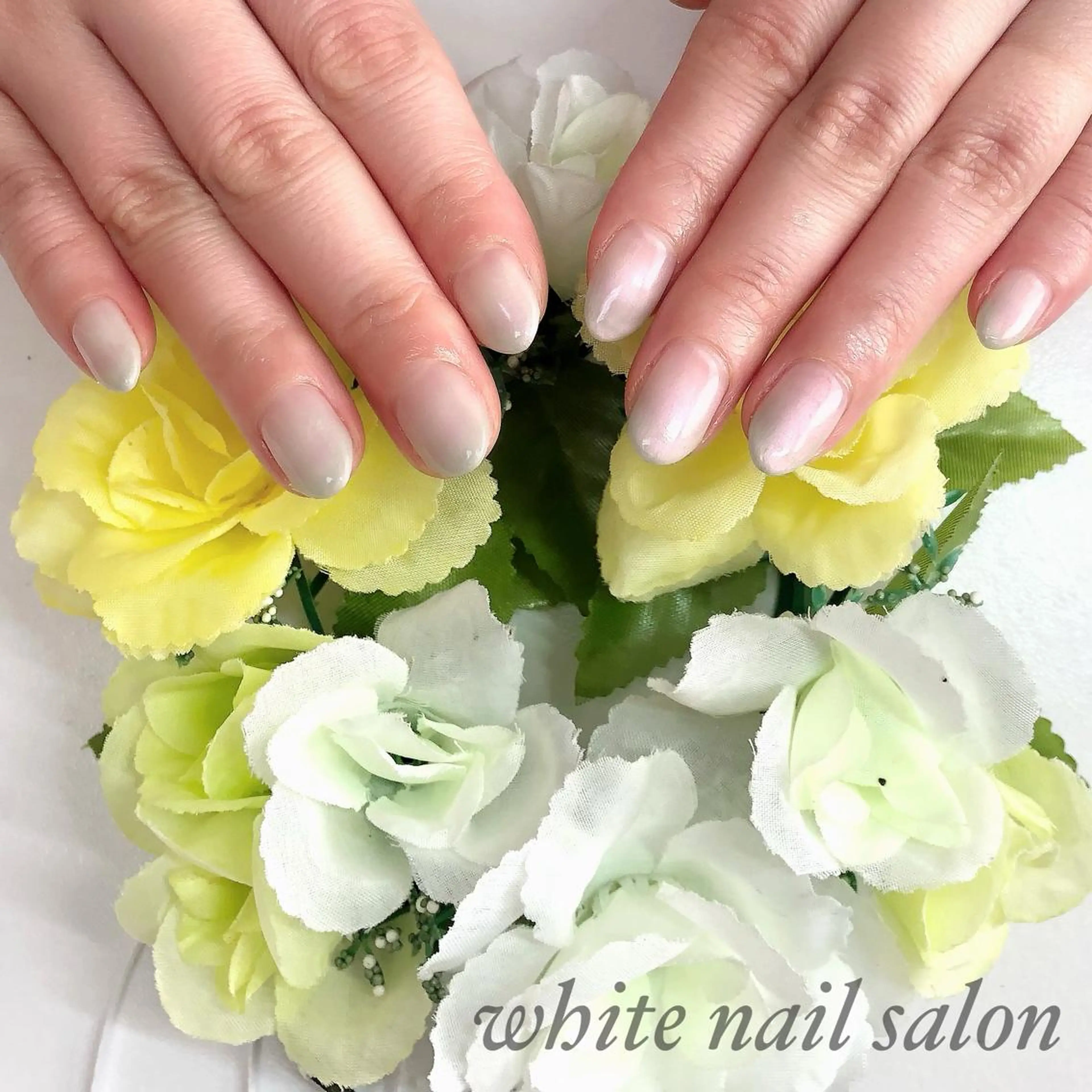 ネイル アートネイル フレンチネイル ジェルネイル ハードジェル 持ち込み white nail salonのネイルデザイン