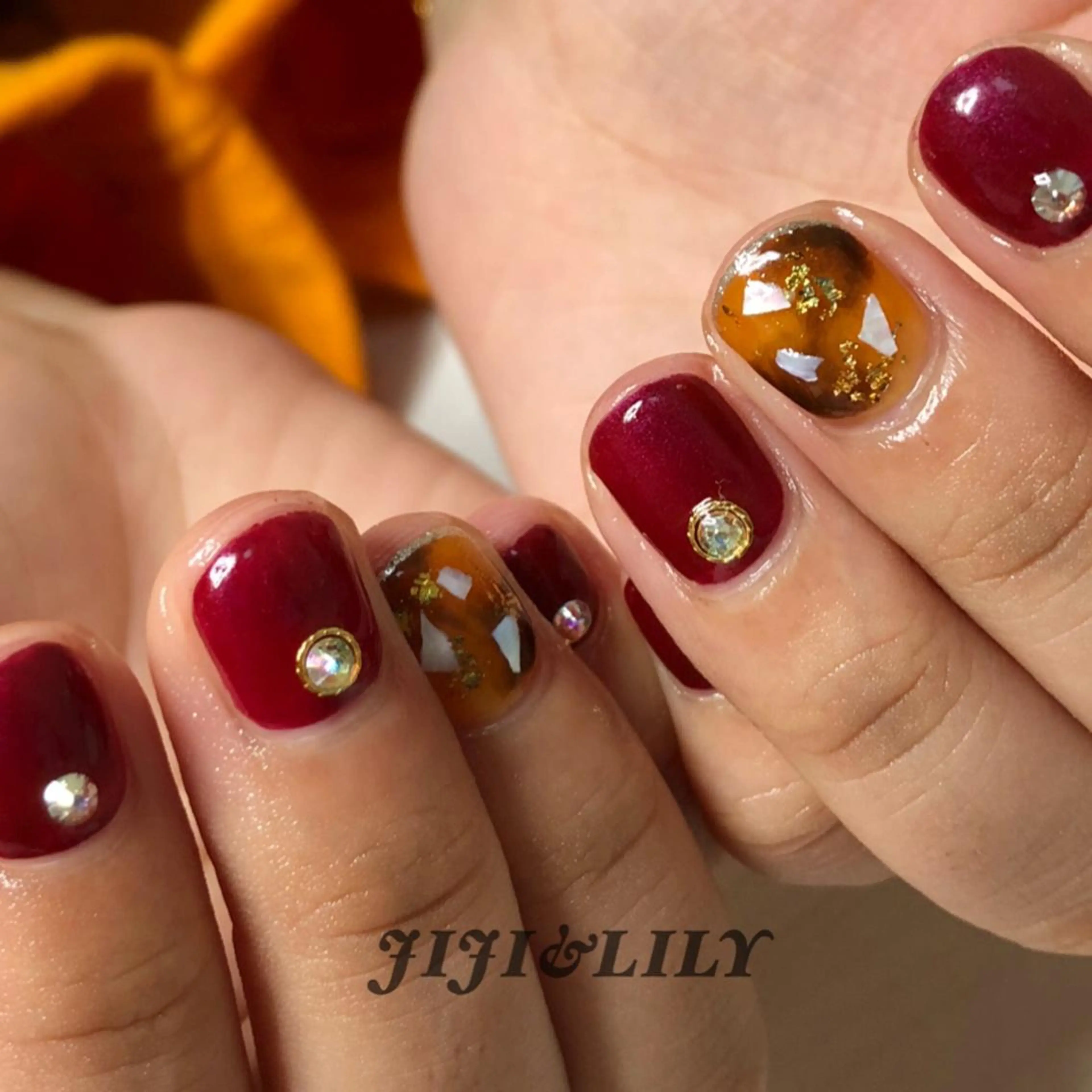 ネイル べっ甲ネイル ボルドー 豊田 圭子のネイルデザイン