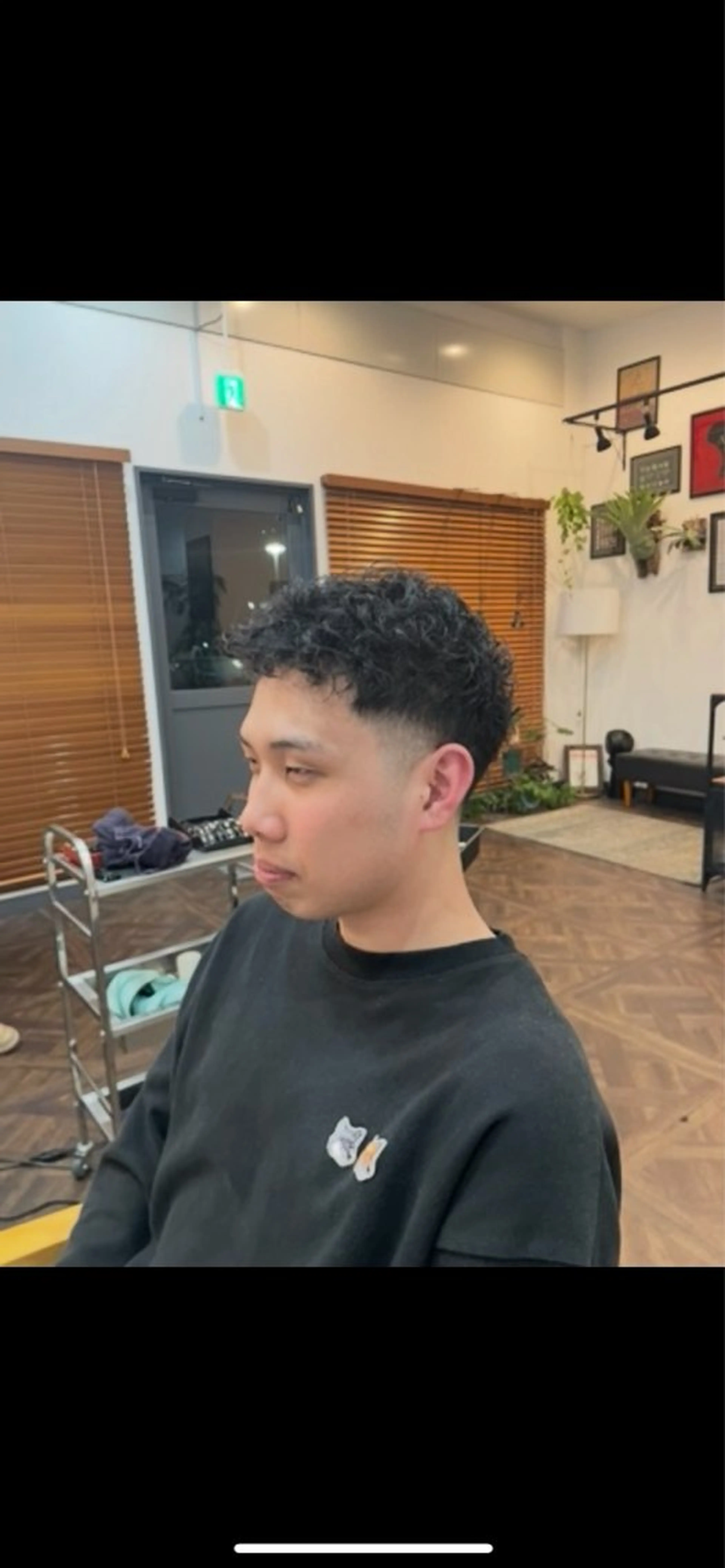 メンズ 刈り上げ カット 鮎川 竜汰のヘアスタイル