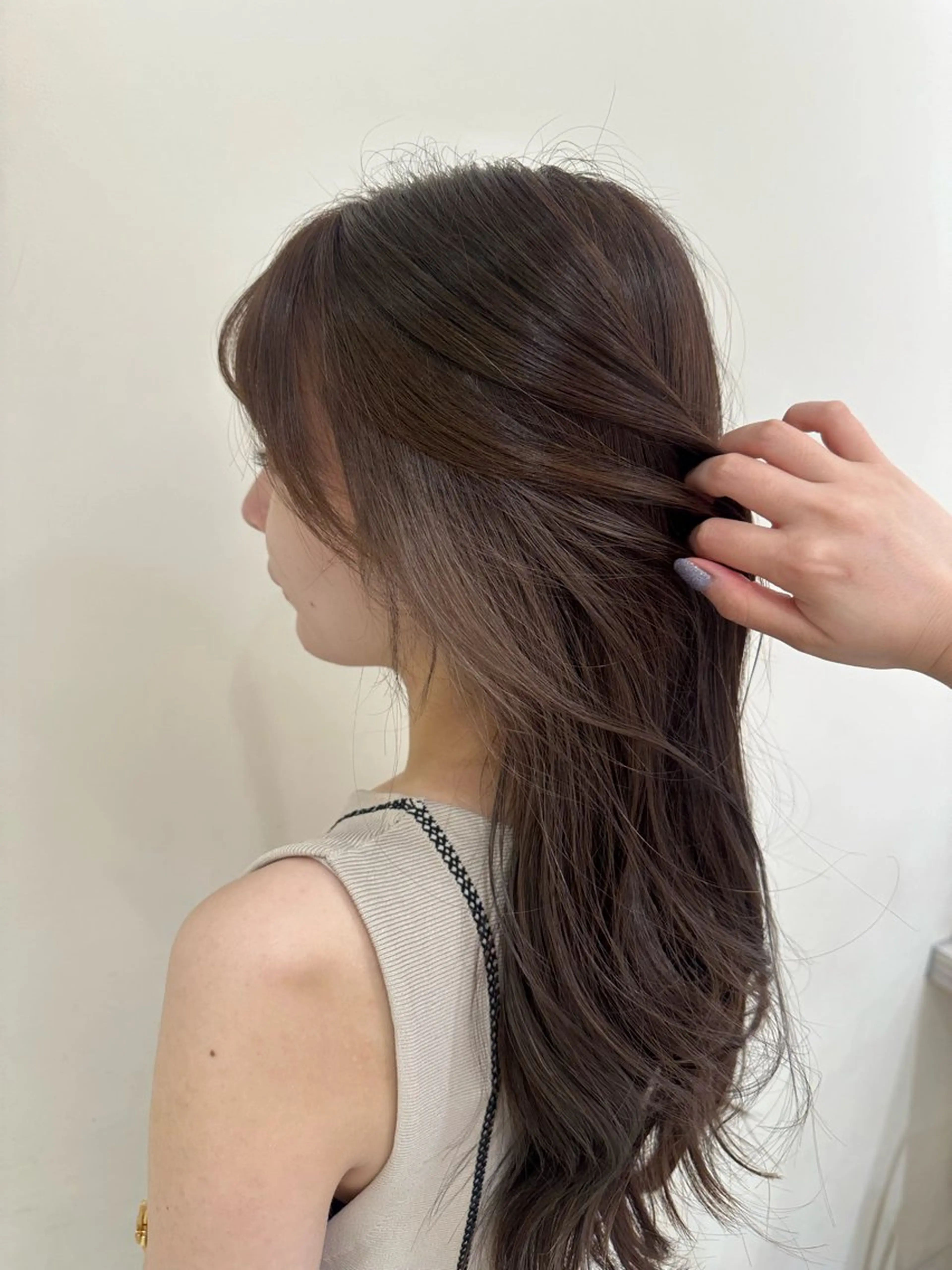 ロング カラー ヘアアレンジ タイトボブ個性派カラ ーAKANEのヘアスタイル