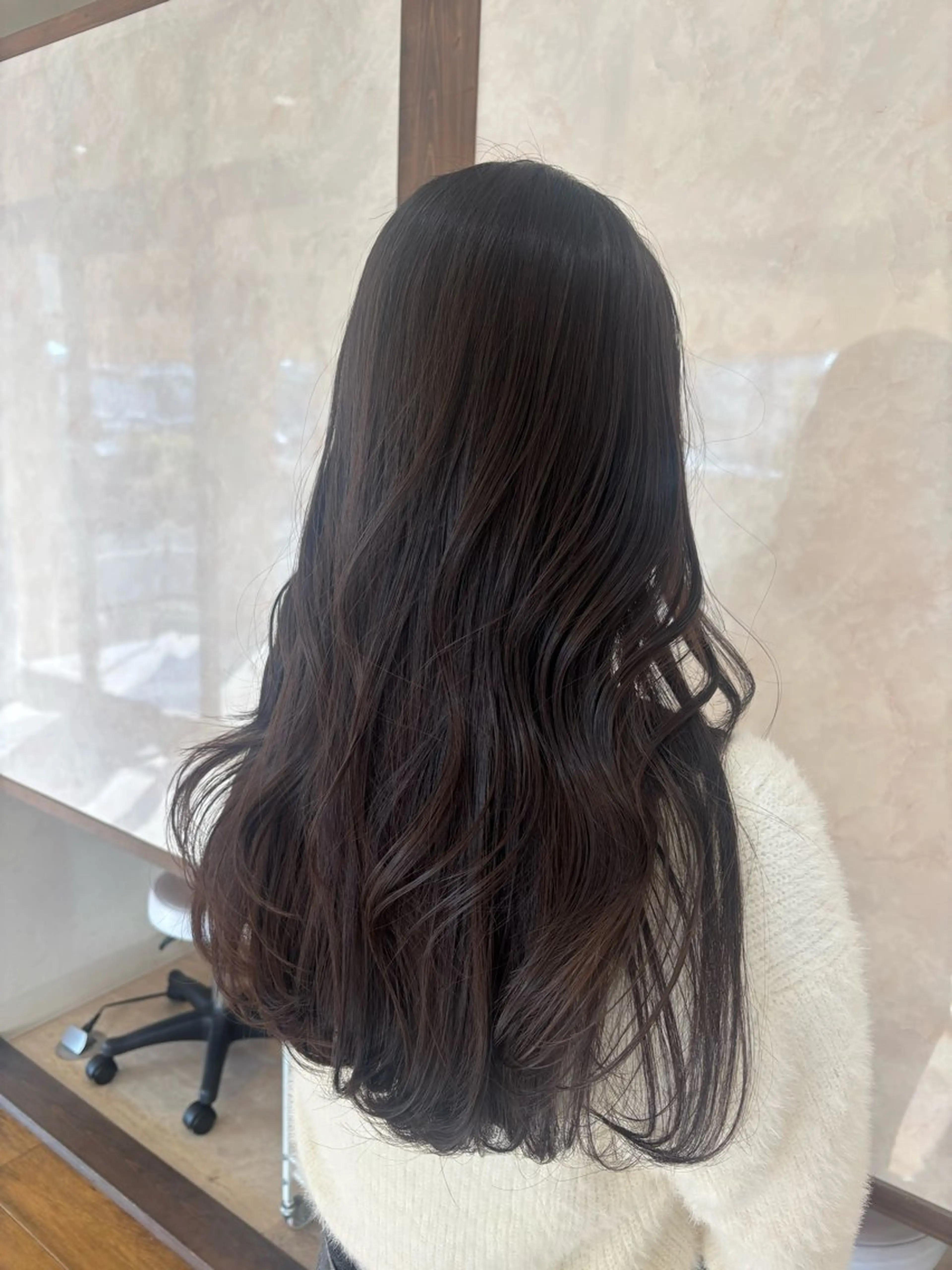 ロング reborn店長 🤍リルのヘアスタイル