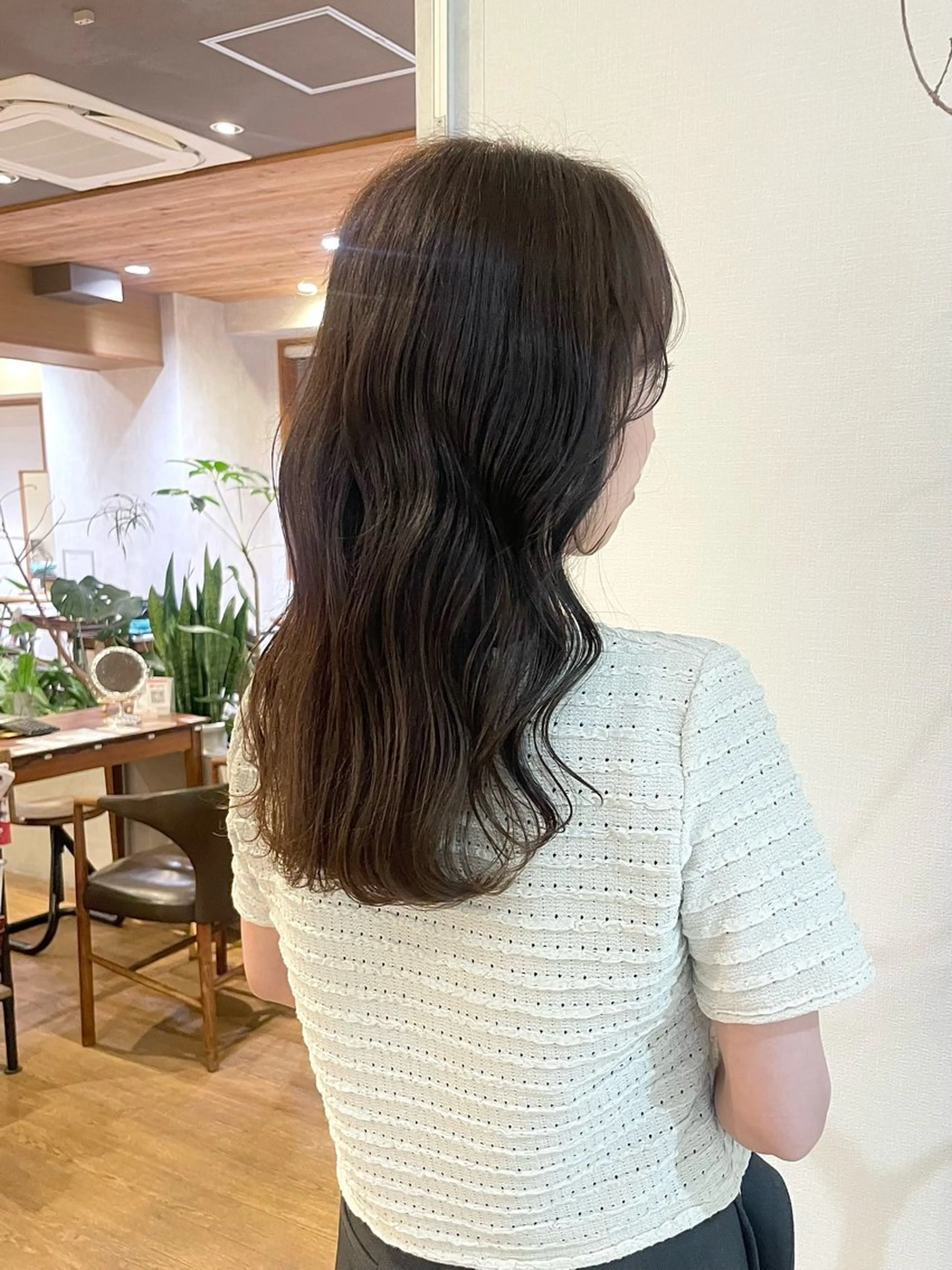 ロング カラー Laciel par Noel所属・曻地 彩乃のヘアスタイル