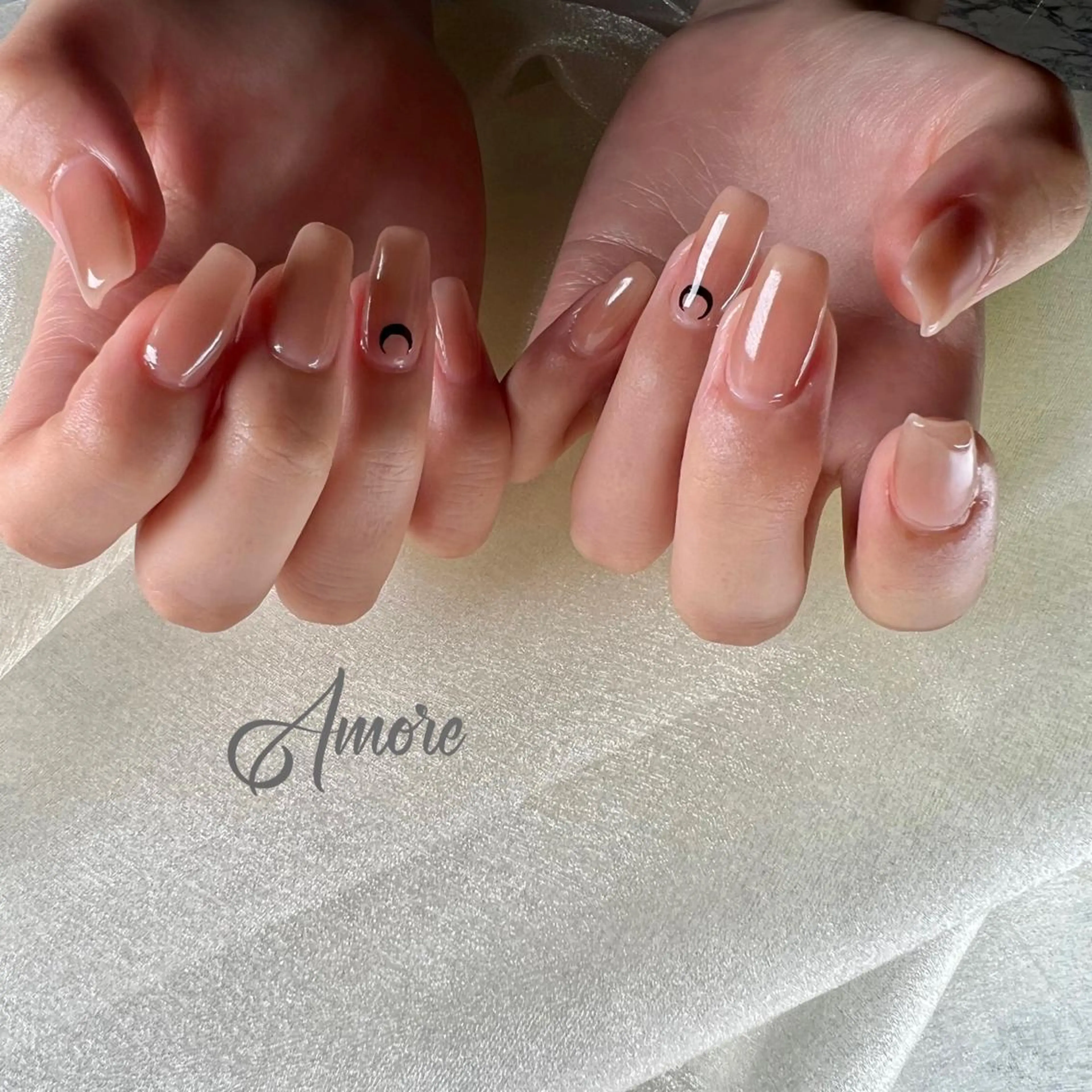 ネイル ジェルネイル 氷ネイル・うるうるネイル マグネットネイル ミラーネイル ニュアンスネイル You kyehwaのネイルデザイン