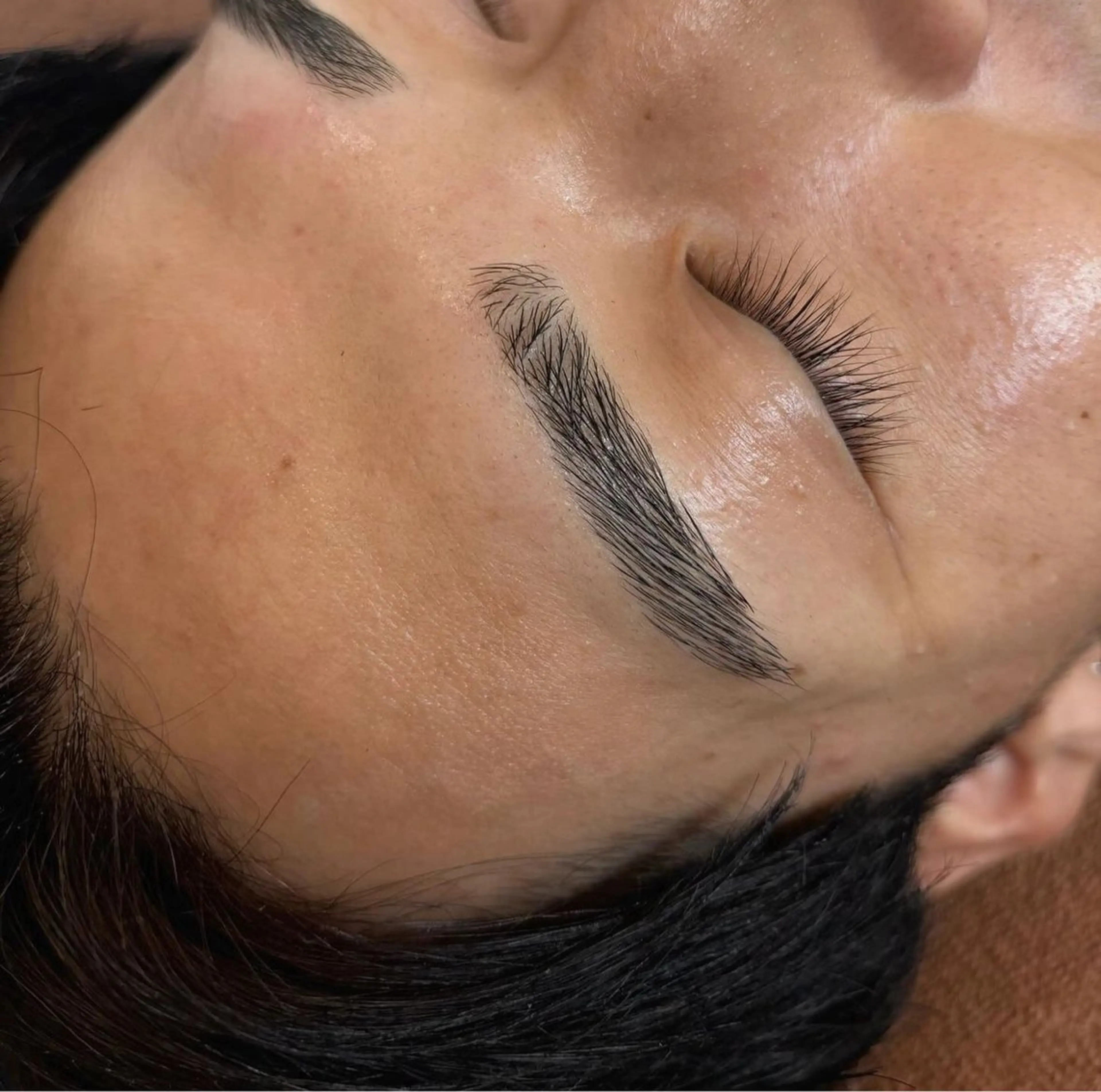 men’sアイブロウスタイリング 🫧 美眉styling 🪡 垢抜けるならまずは眉から .ᐟの写真