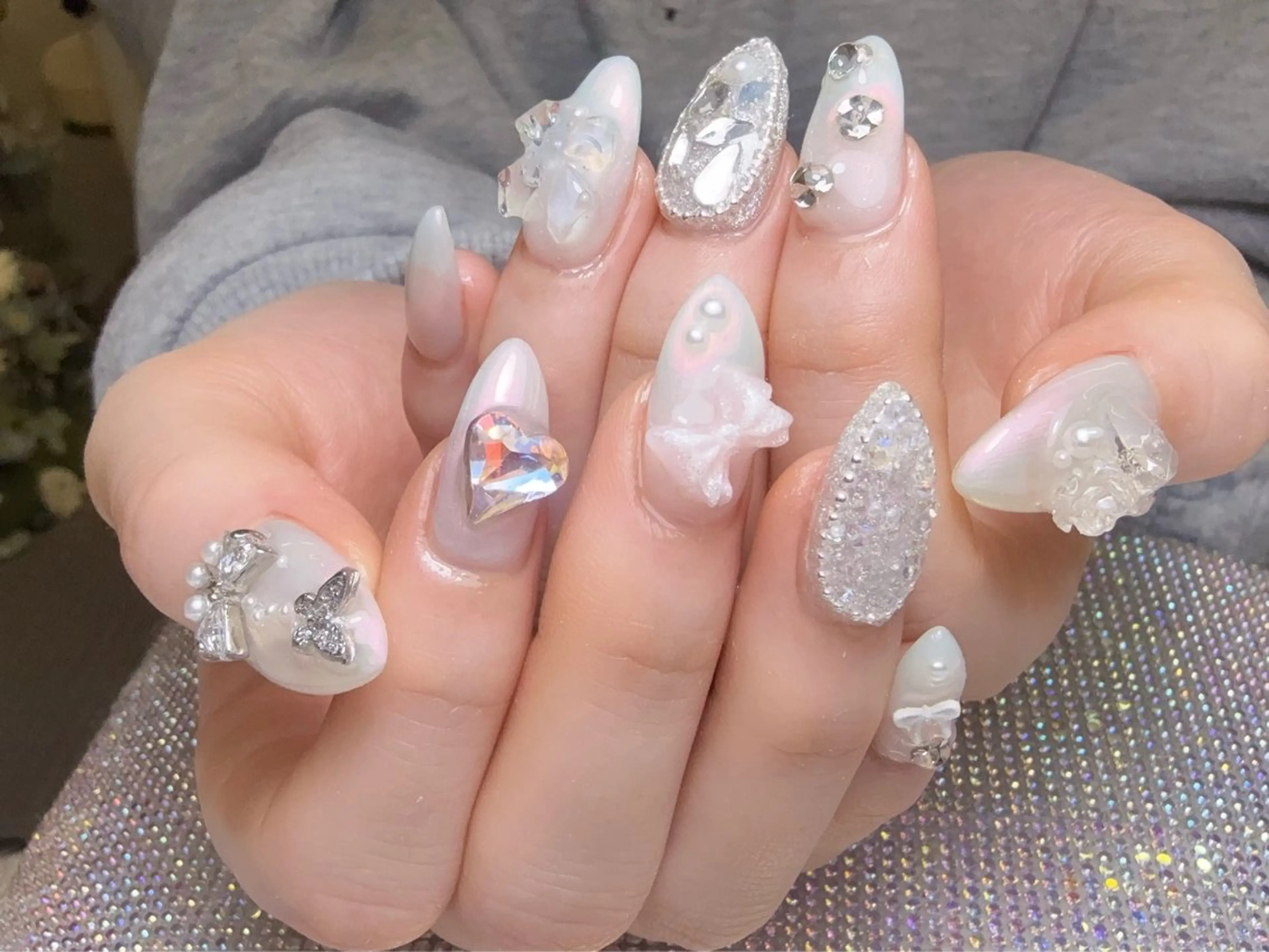 ネイル オーロラネイル チークネイル 長さ出し フットネイル フレンチネイル ハンドネイル Yu  Ki ネイルのネイルデザイン