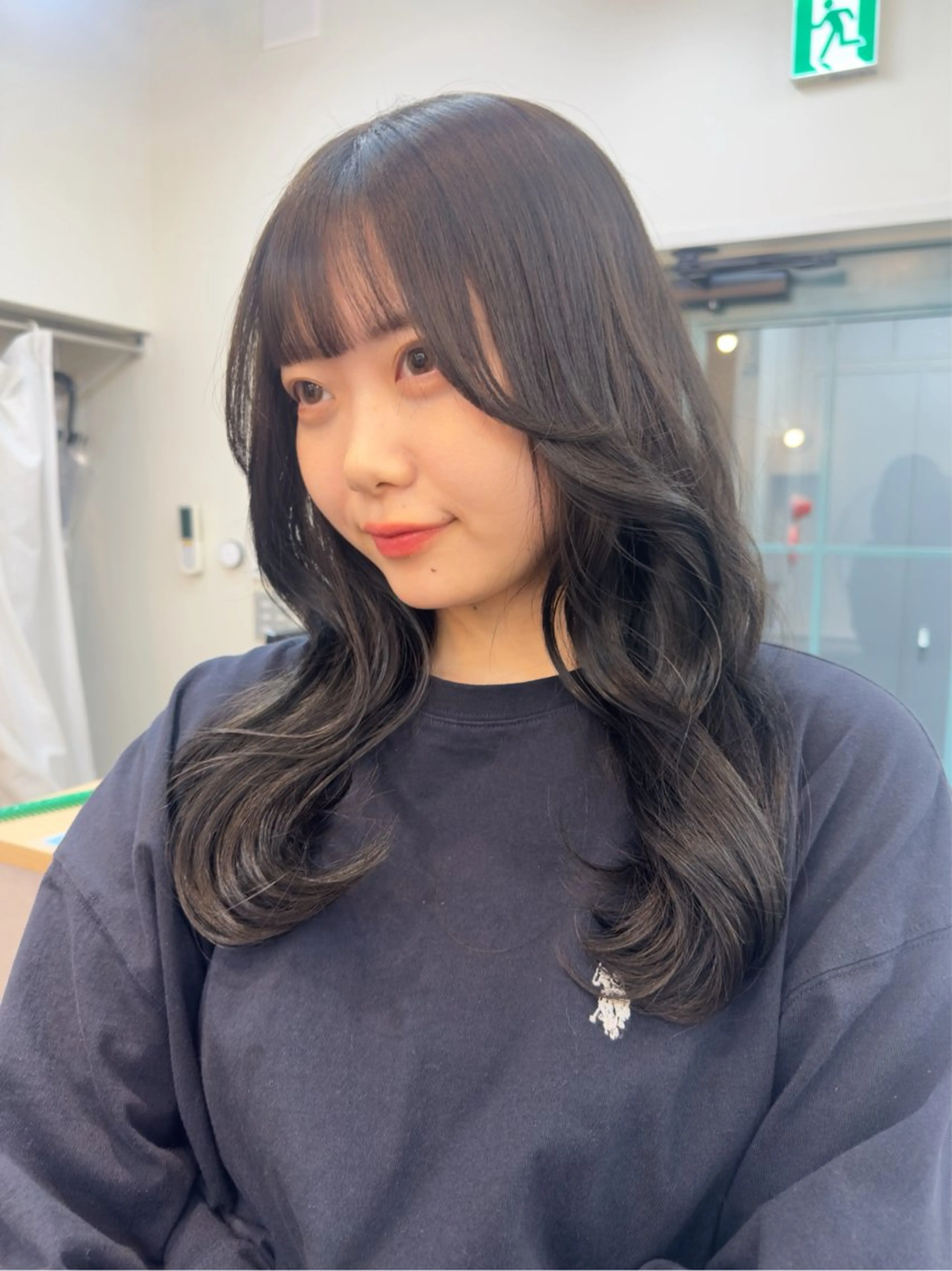 ロング カラー 透明感カラー 顔周りカット カット ヘアカラー トリートメント レイヤー/顔周り /いいぬまみかのヘアスタイル