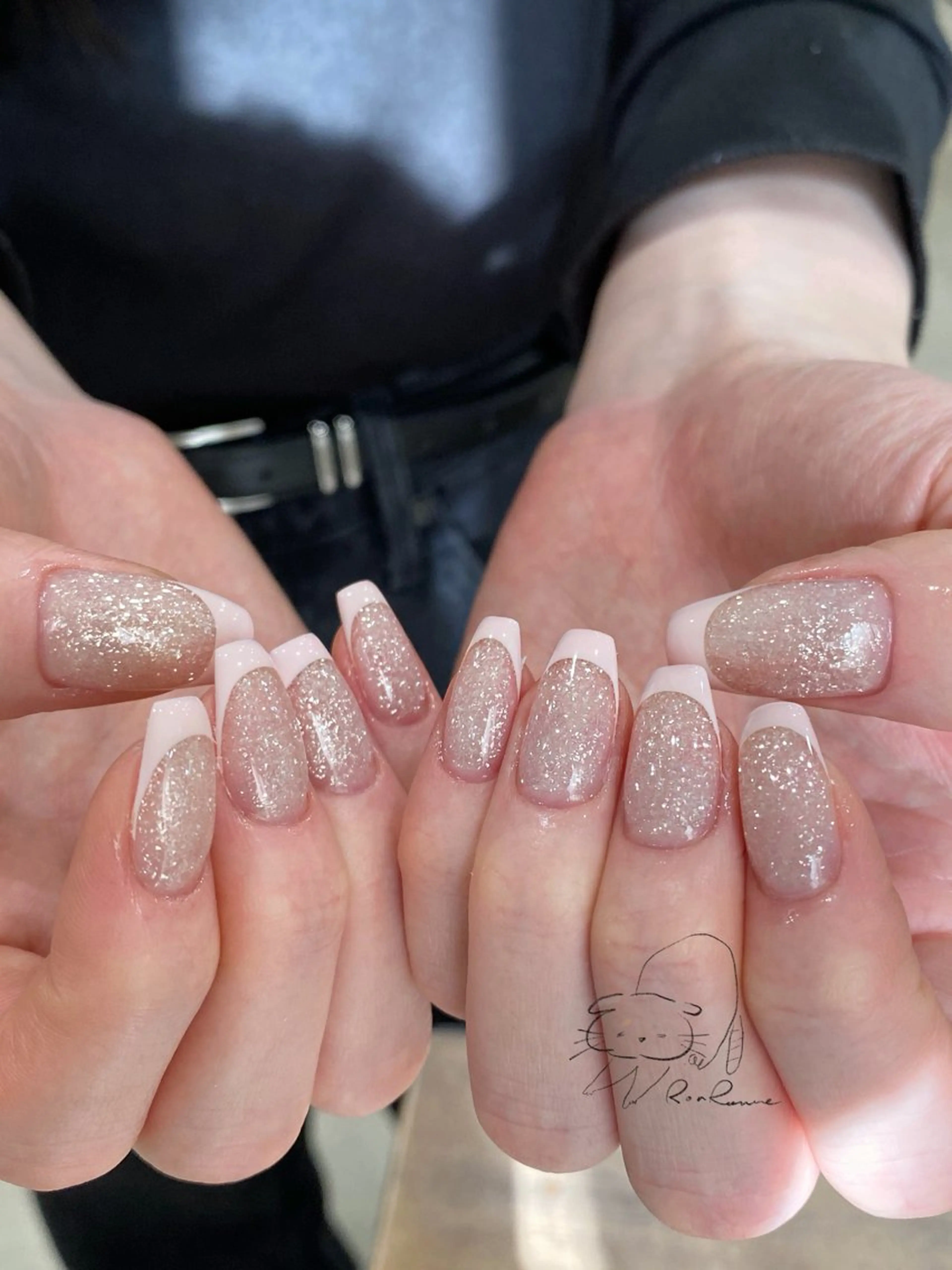 ネイル オーロラネイル 長さ出し フレンチネイル ジェルネイル ミラーネイル ハンドネイル ronronne .のネイルデザイン