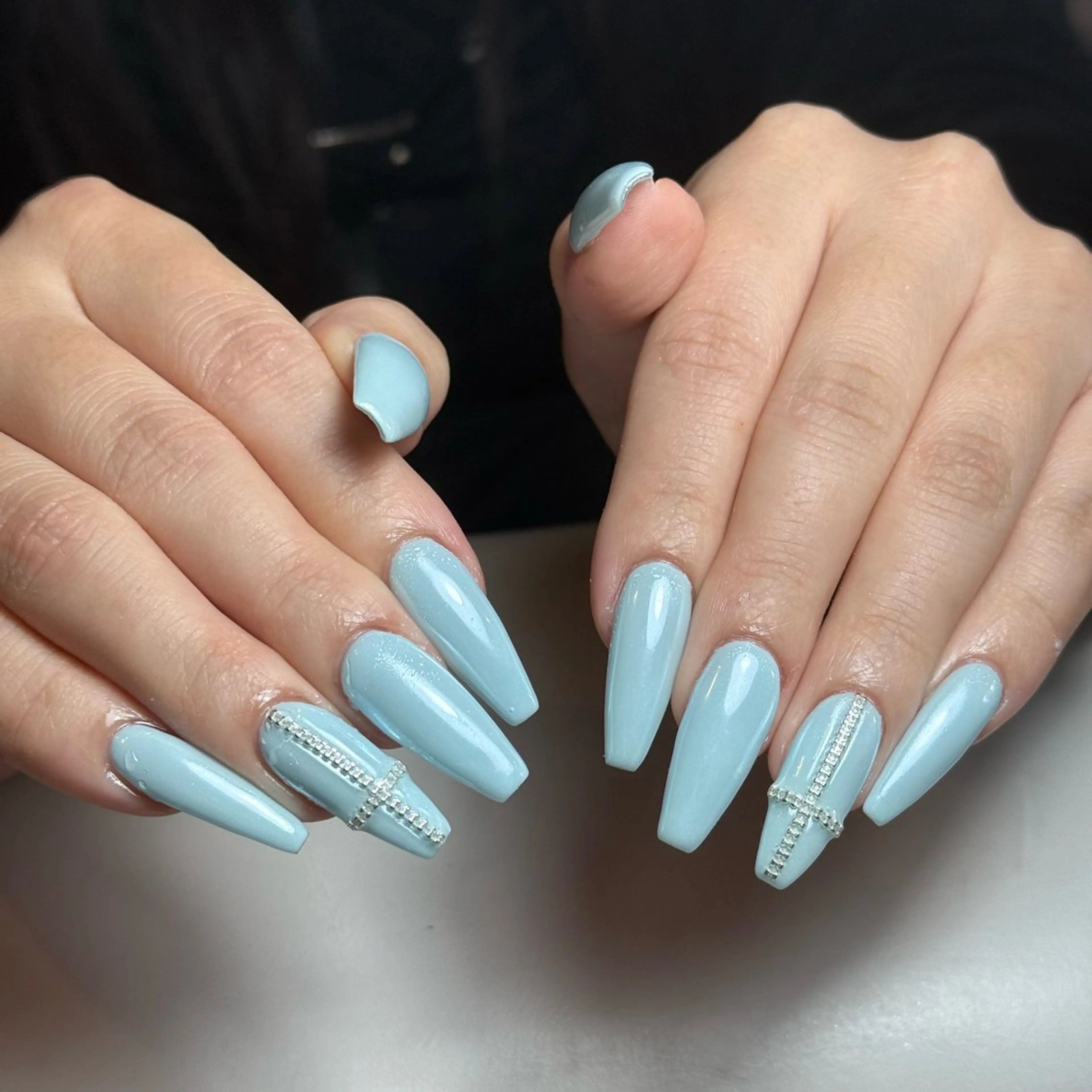 ネイル チークネイル フレンチネイル グラデーション キラキラネイル 韓国ネイル ハンドネイル Risa_ Nailのネイルデザイン