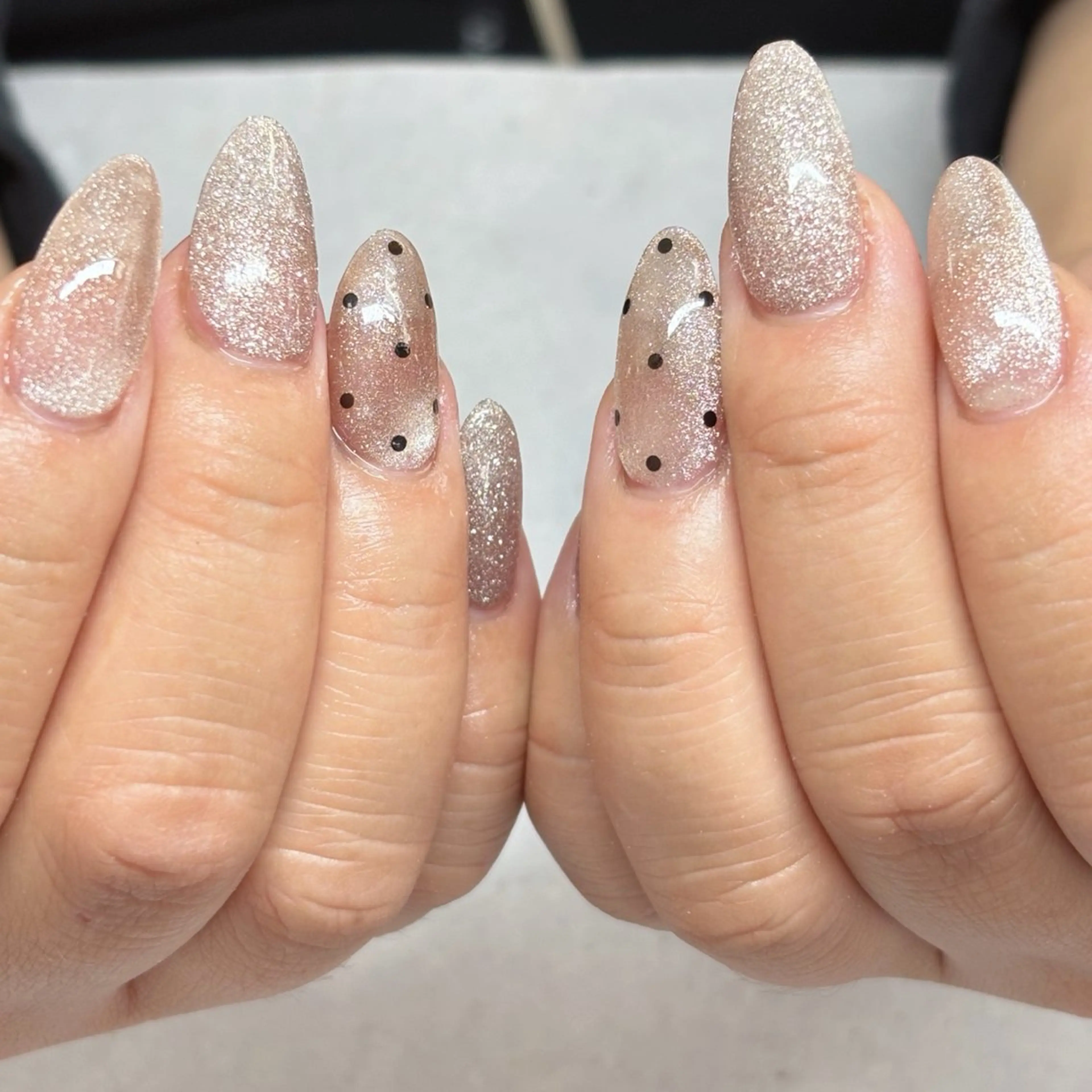 ネイル ドット NailSalon LuireAZUSAのネイルデザイン
