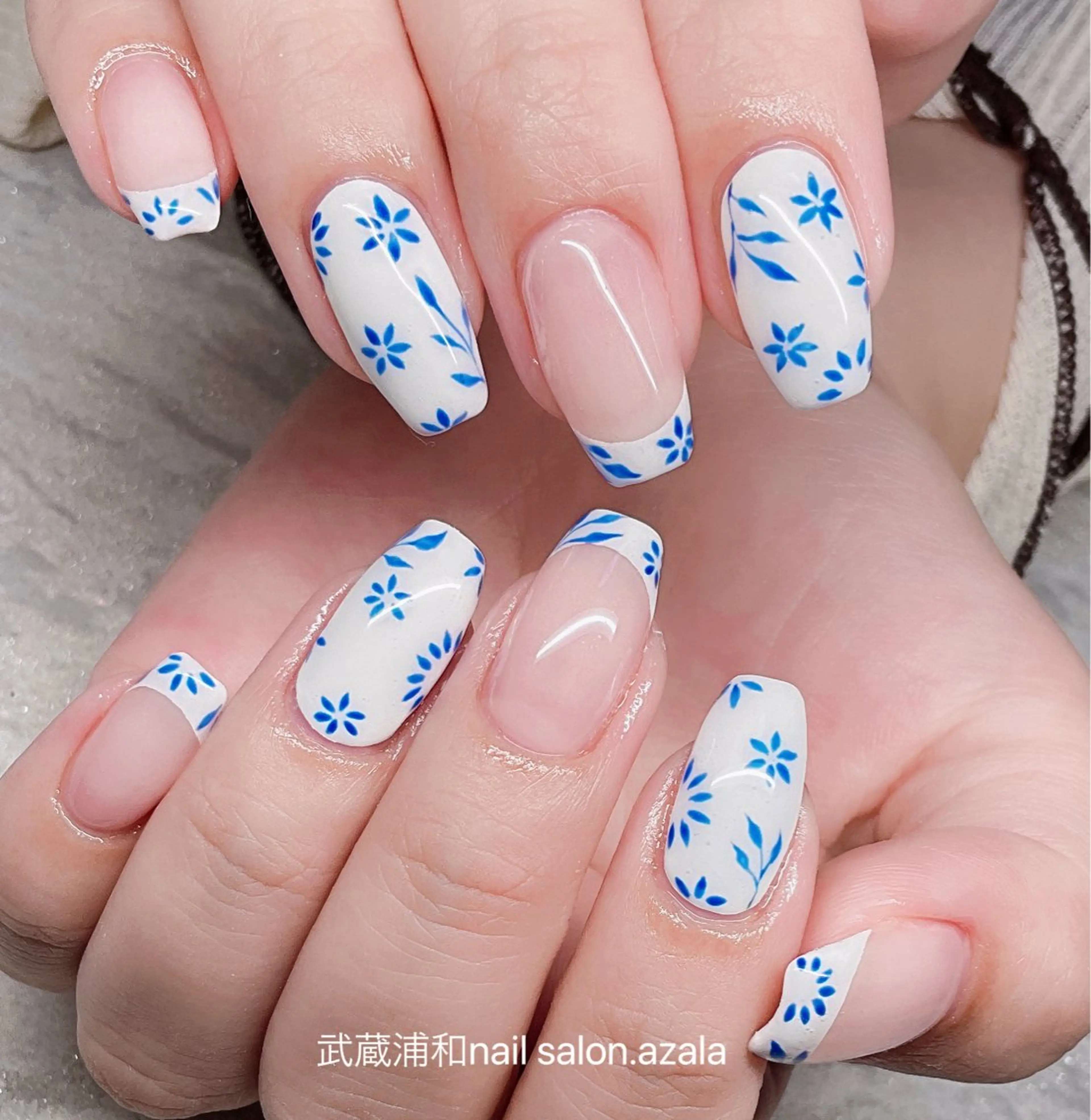 ネイル ハンドネイル R inのネイルデザイン