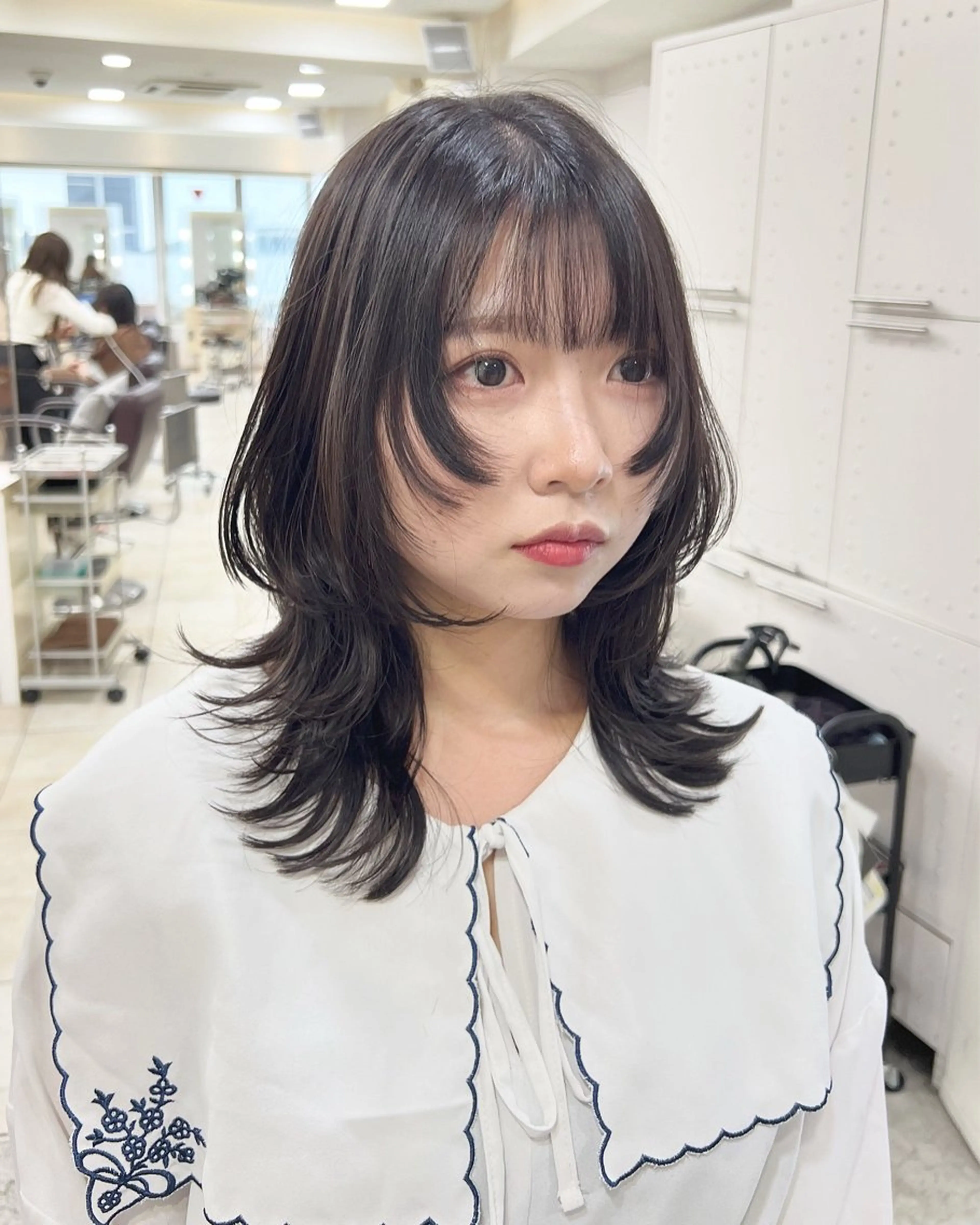 ミディアム 顔周りカット カット ウルフ🤍渋谷 🤍Mizukiのヘアスタイル