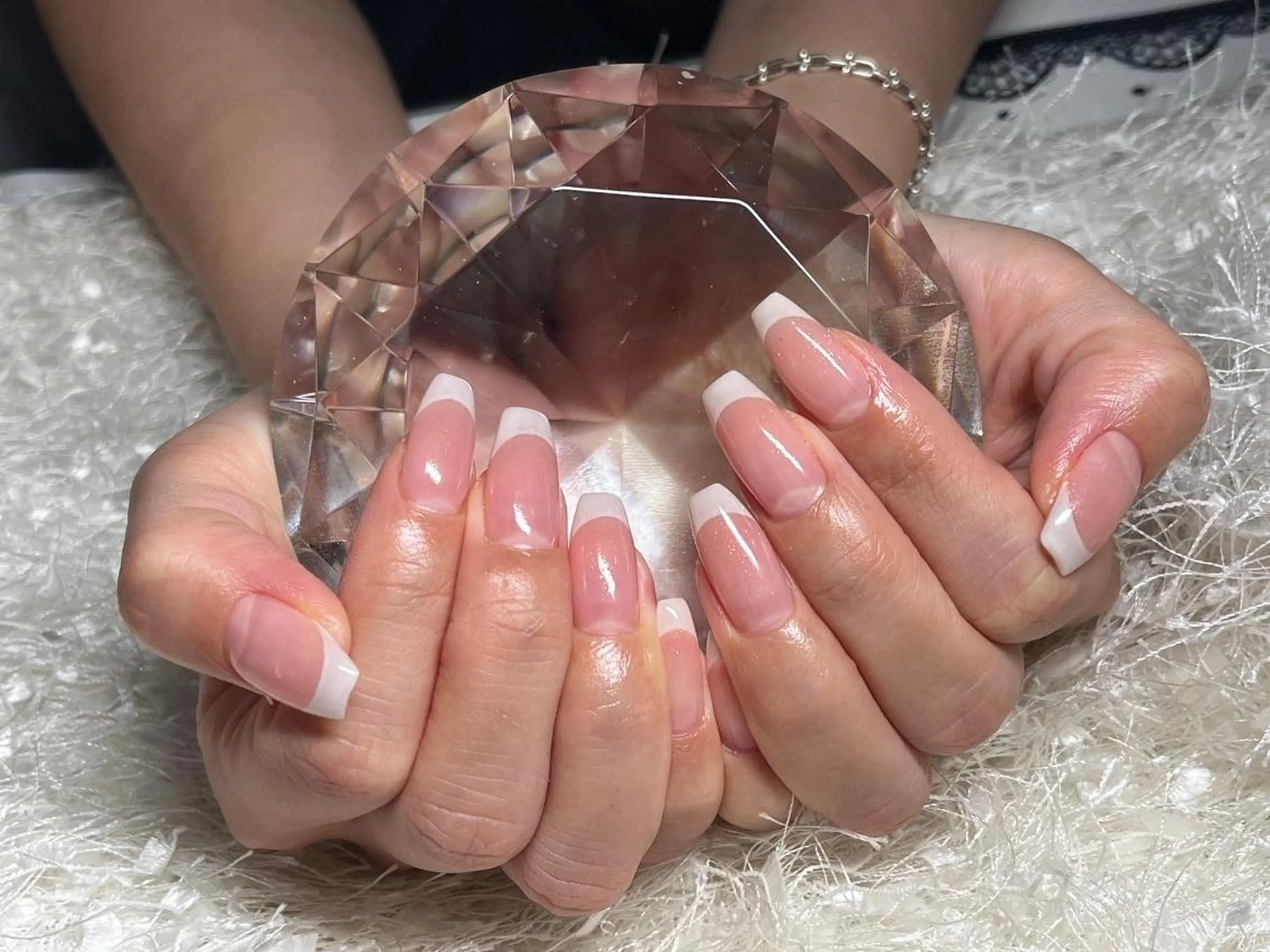 ネイル 長さ出し フレンチネイル ジェルネイル グラデーション 韓国ネイル ハンドネイル Nail&eye Belire 新宿のネイルデザイン