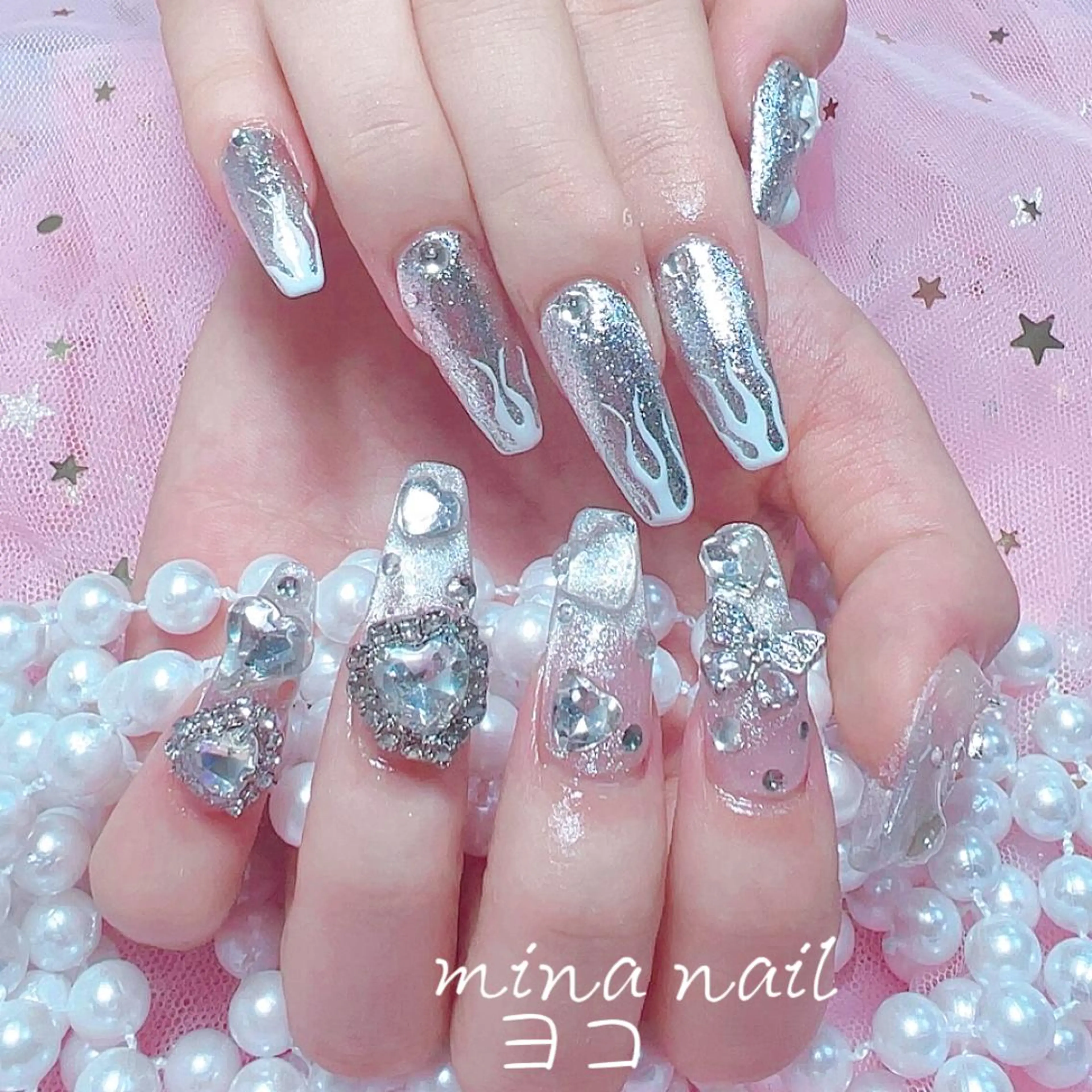 ネイル 🎀まゆ 🪽🐾のネイルデザイン