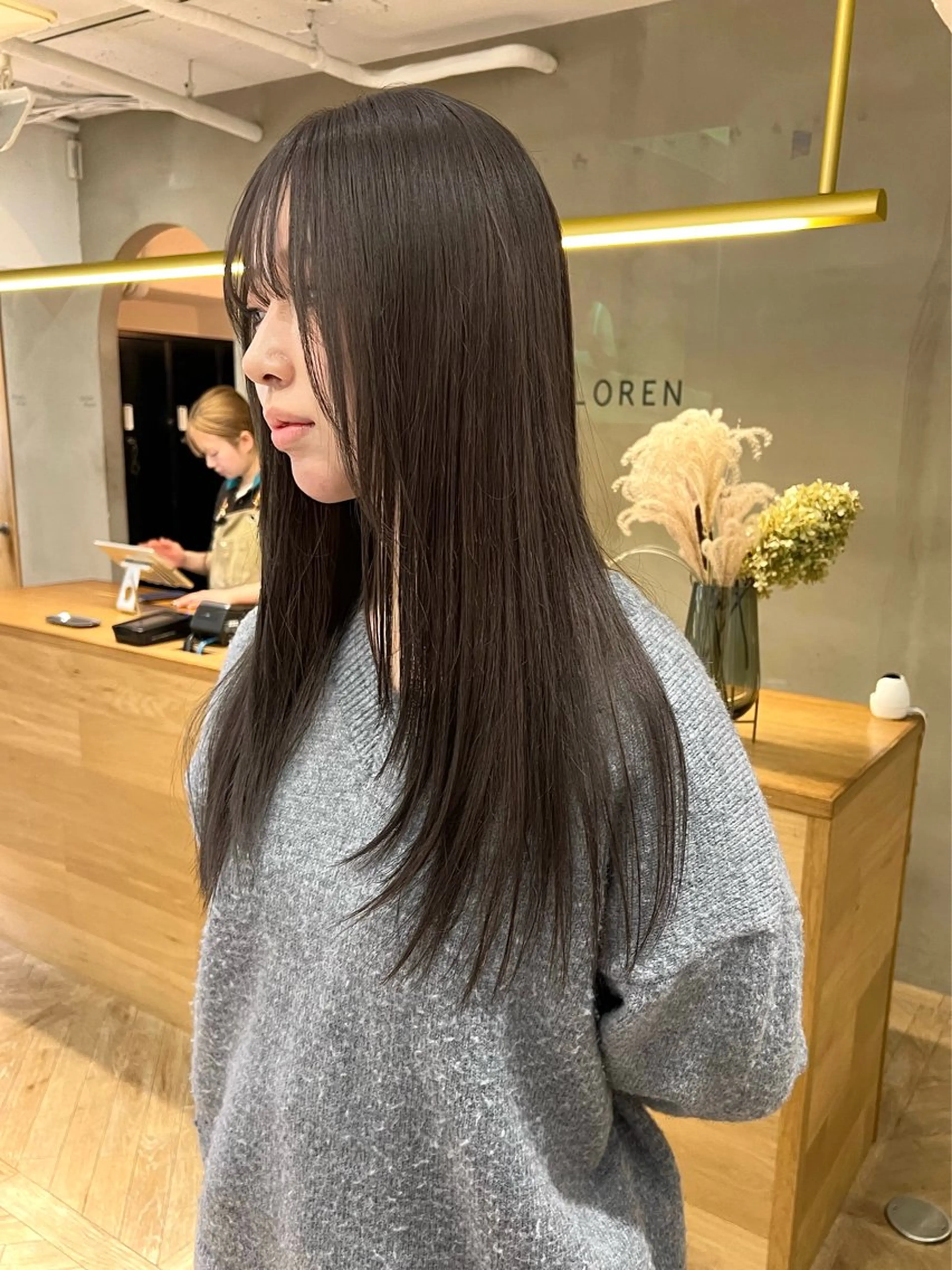 ロング レイヤーカット カット 似合わせレイヤー ＆透明感カラーのヘアスタイル