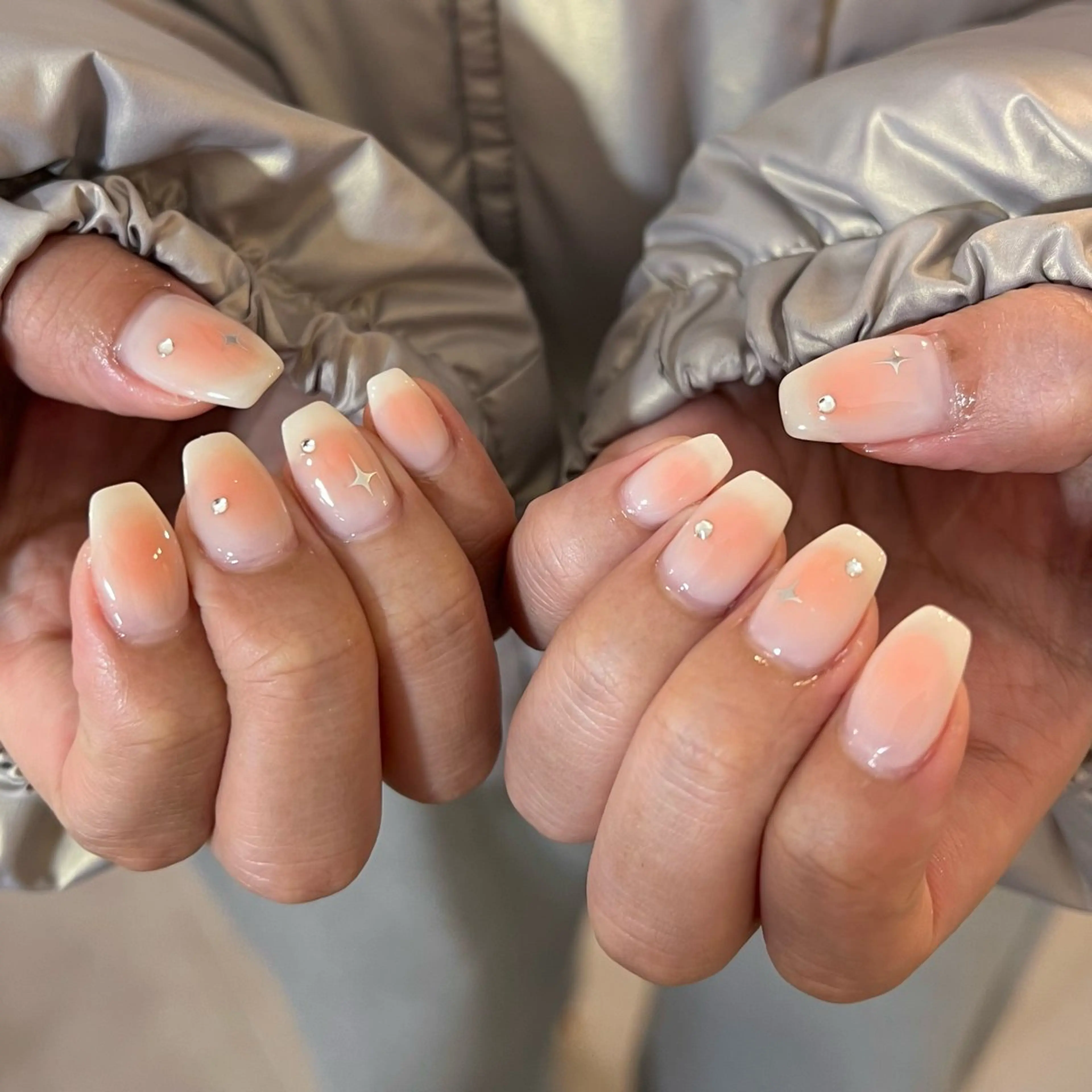 ネイル ハンドネイル sio.nail&eyebrow salon shimokitazawa2号店所属・nailist mana𖤐´-のネイルデザイン