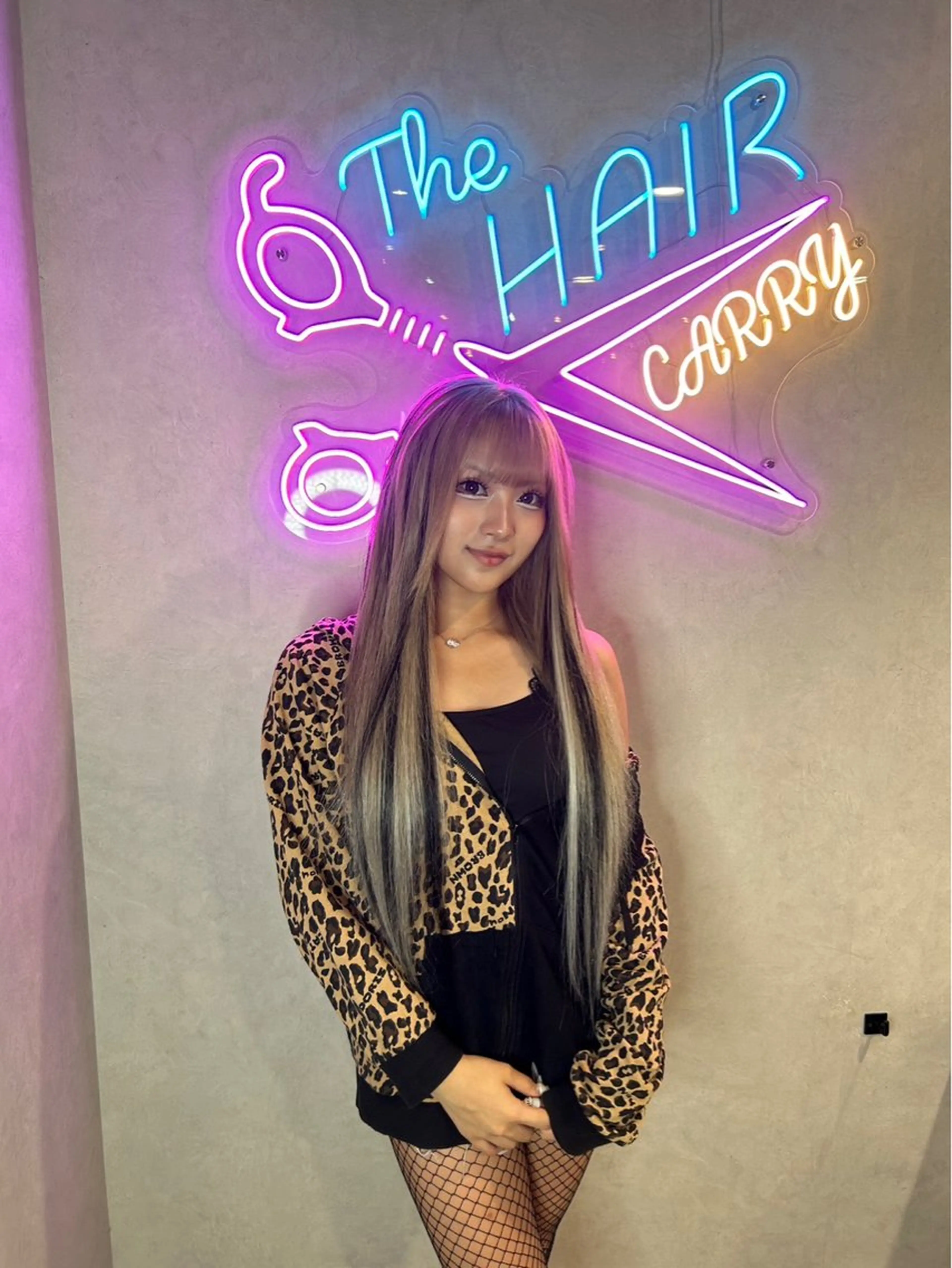 ロング カラー 編み込みエクステ ハイトーンカラー エクステ ロング エクステ 韓国カラー/エクステ carryのヘアスタイル