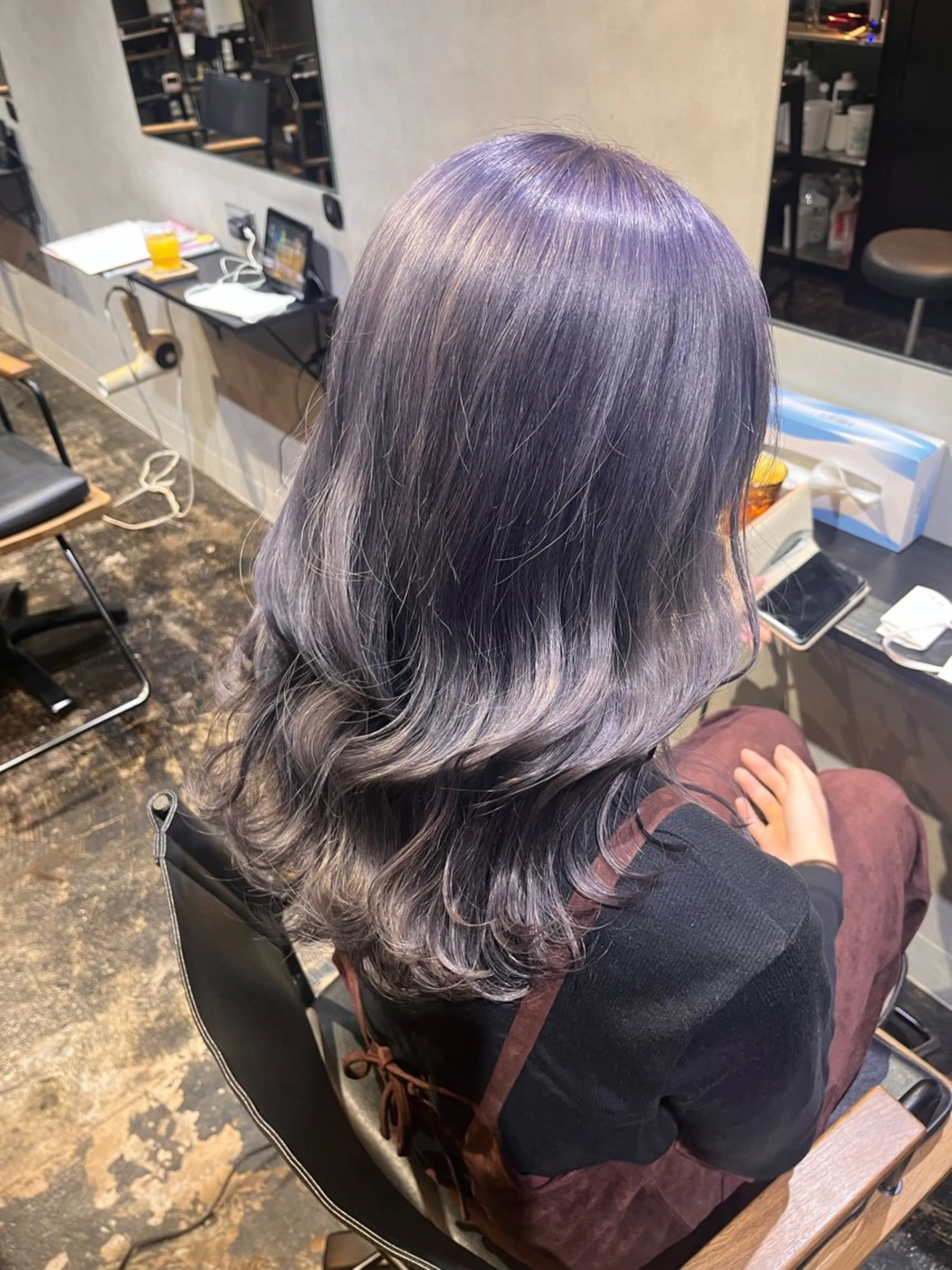 セミロング カラー グレージュ ラベンダーカラー ラベンダーグレージュ ラベンダーグレー 透明感カラー/パーマ 🌀アオノのヘアスタイル