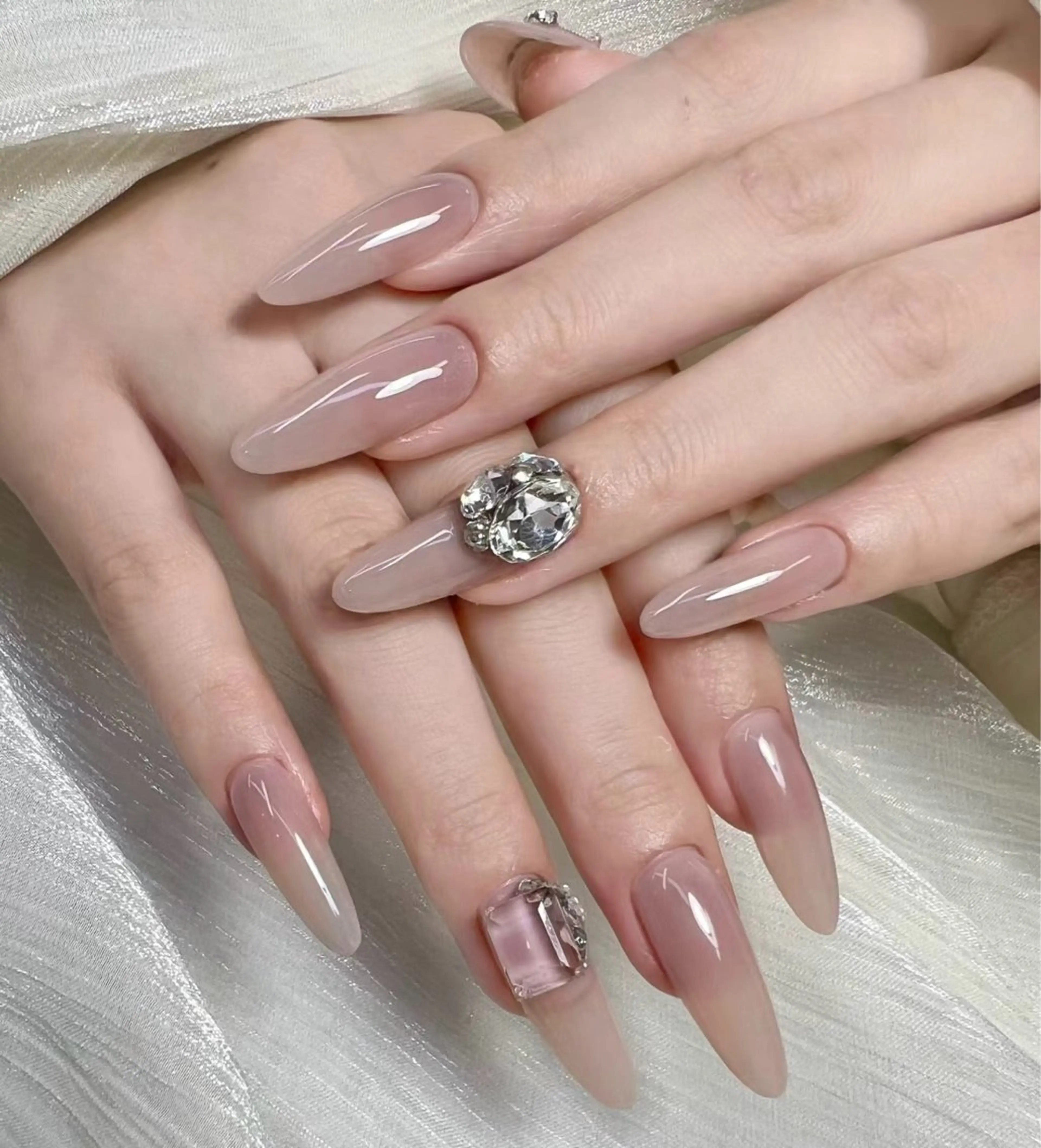 ネイル 里奈 Nailのネイルデザイン