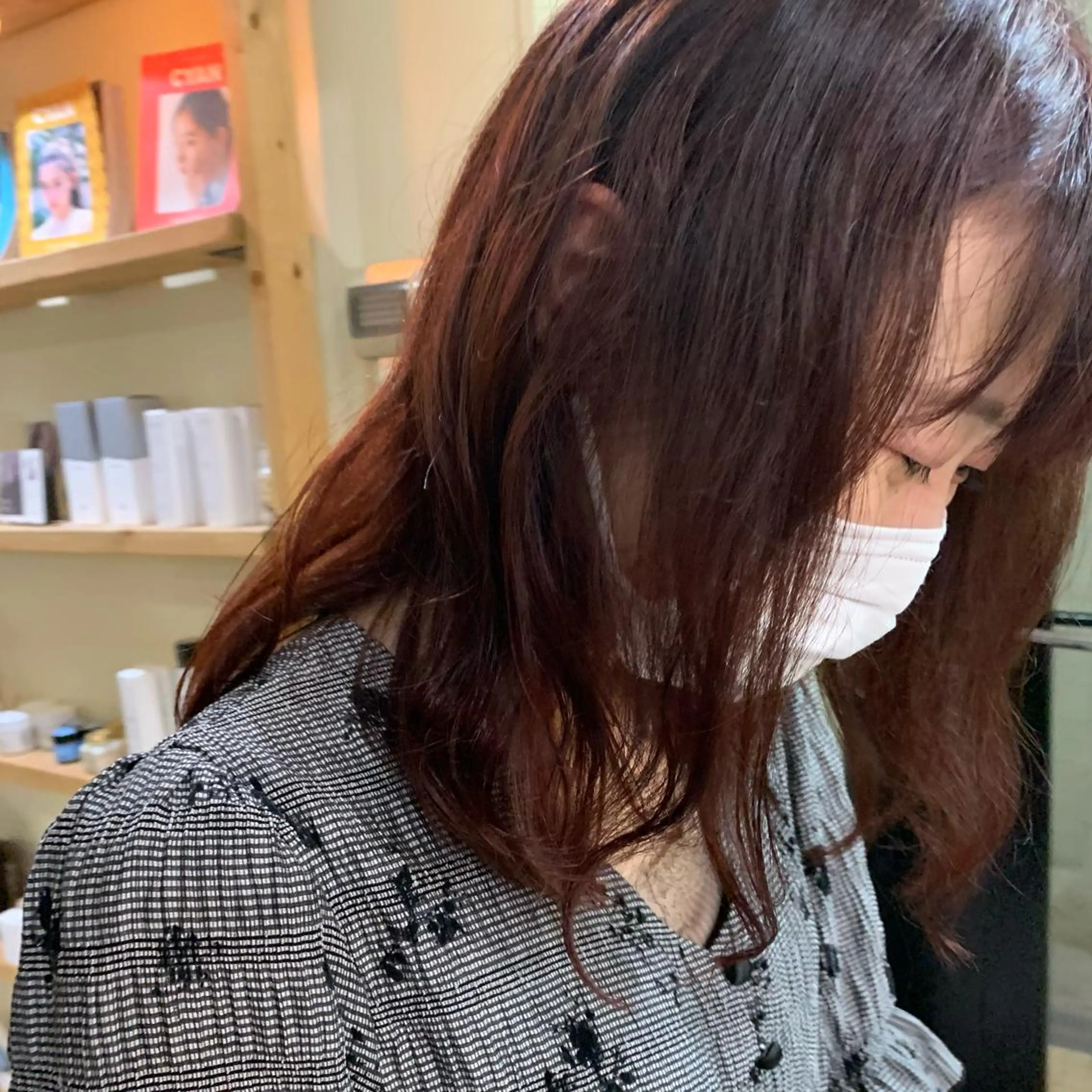 ミディアム カラー レッドカラー Shibata Mizukiのヘアスタイル