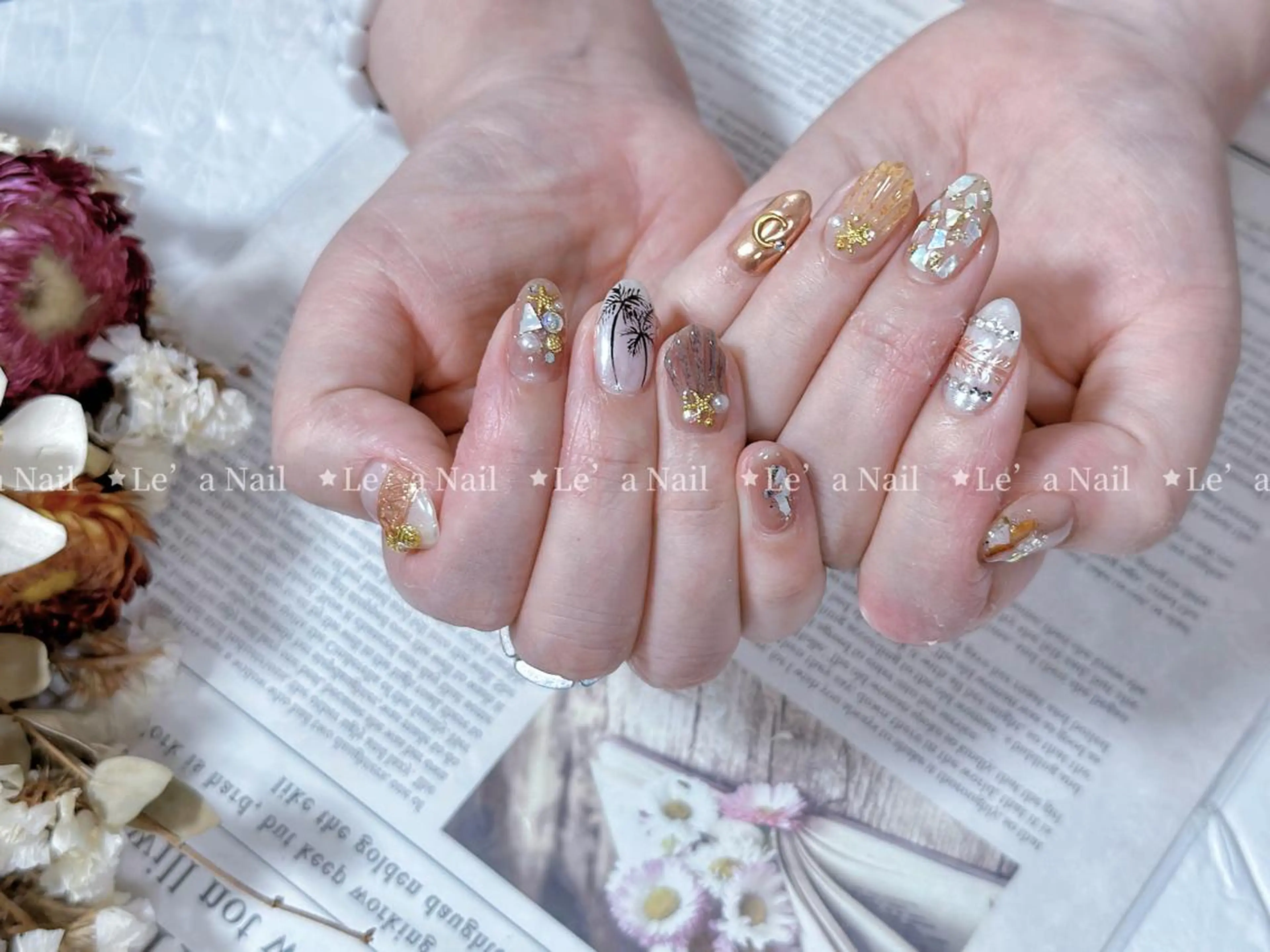ミディアム カラー ネイル Le’a NailSalonのネイルデザイン