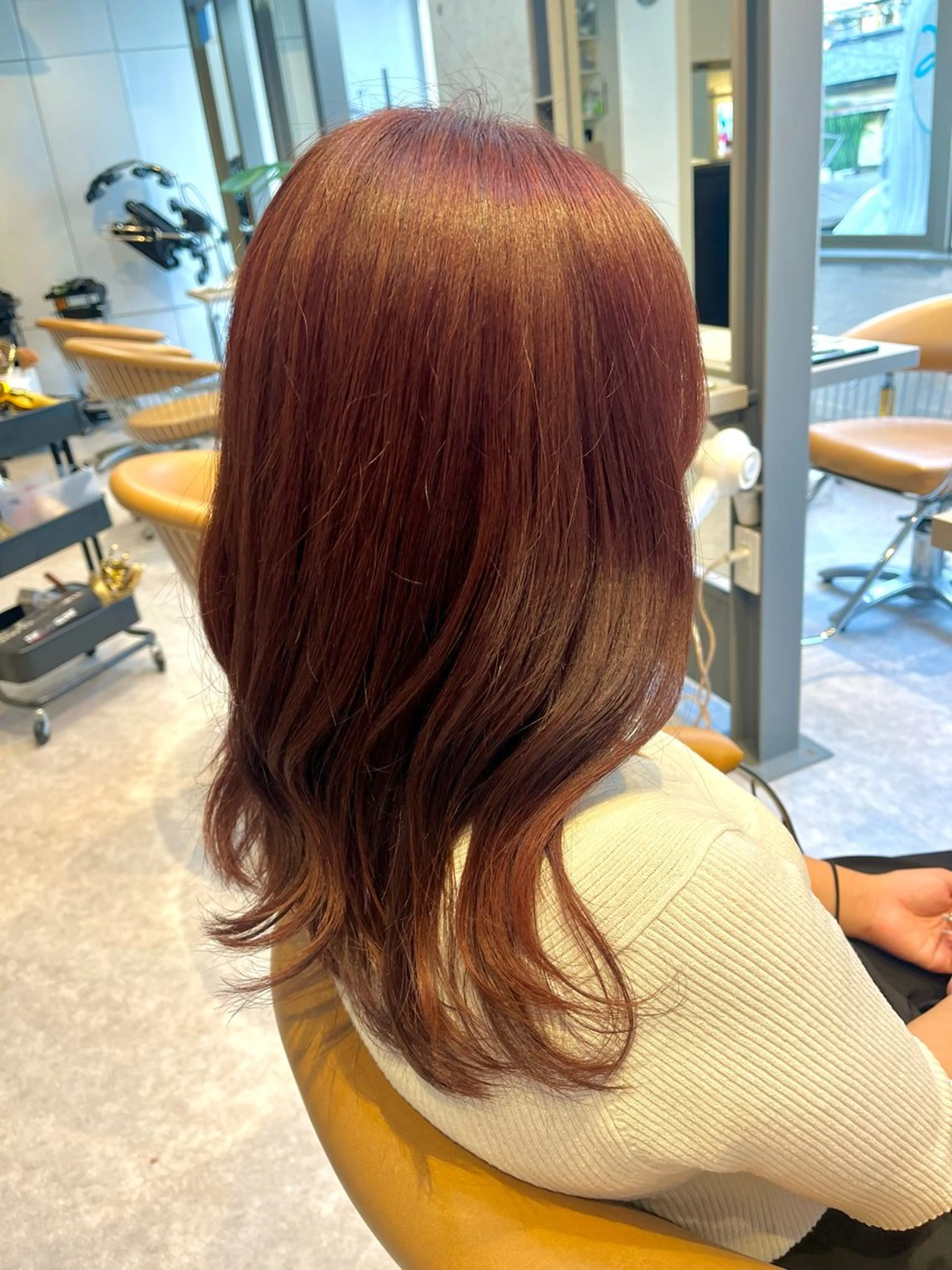 セミロング カラー カット ヘアカラー トリートメント うしだ かおるのヘアスタイル