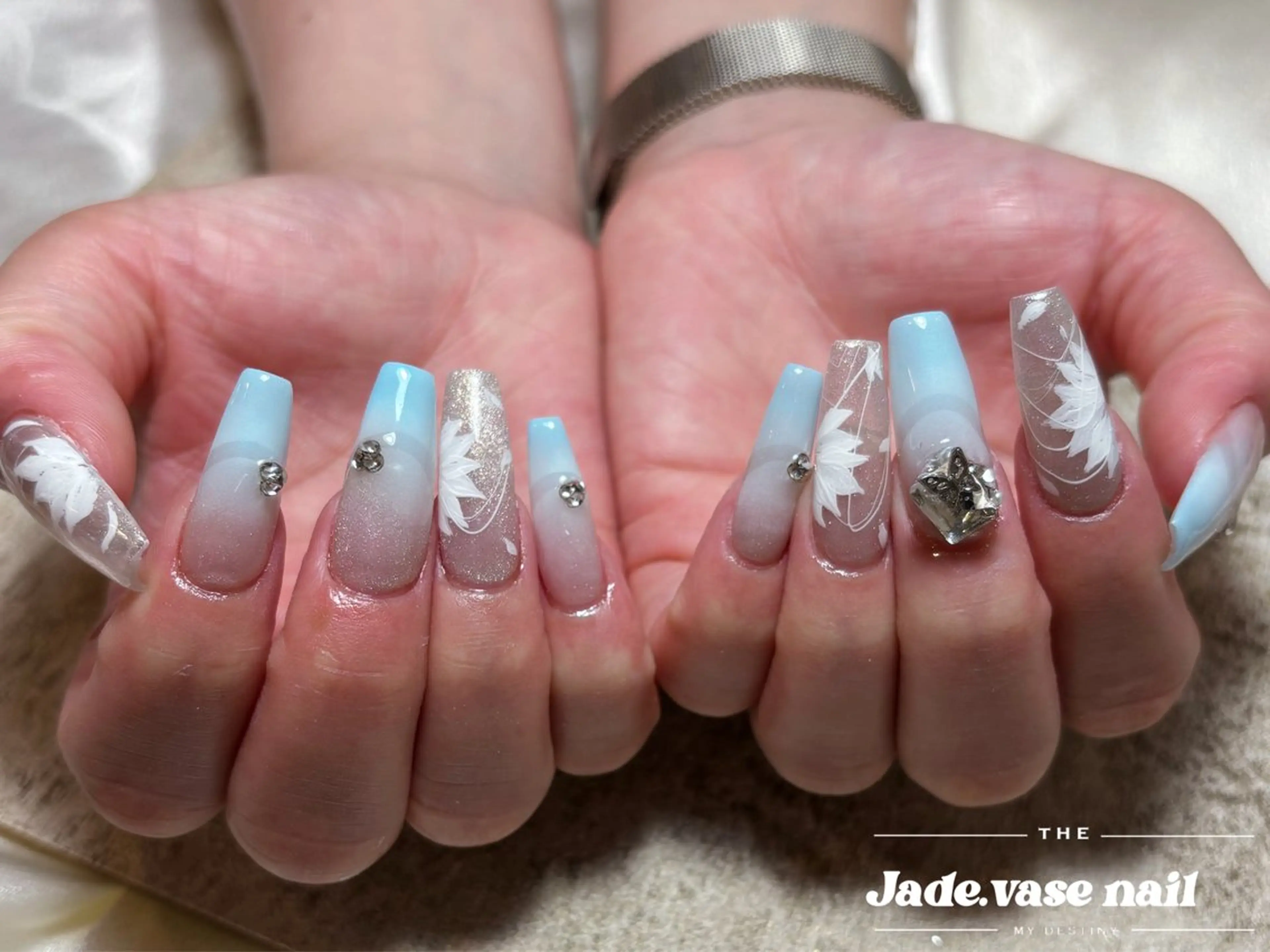ネイル ハンドネイル ハンドケア ✰Jade.vase 银座のネイルデザイン
