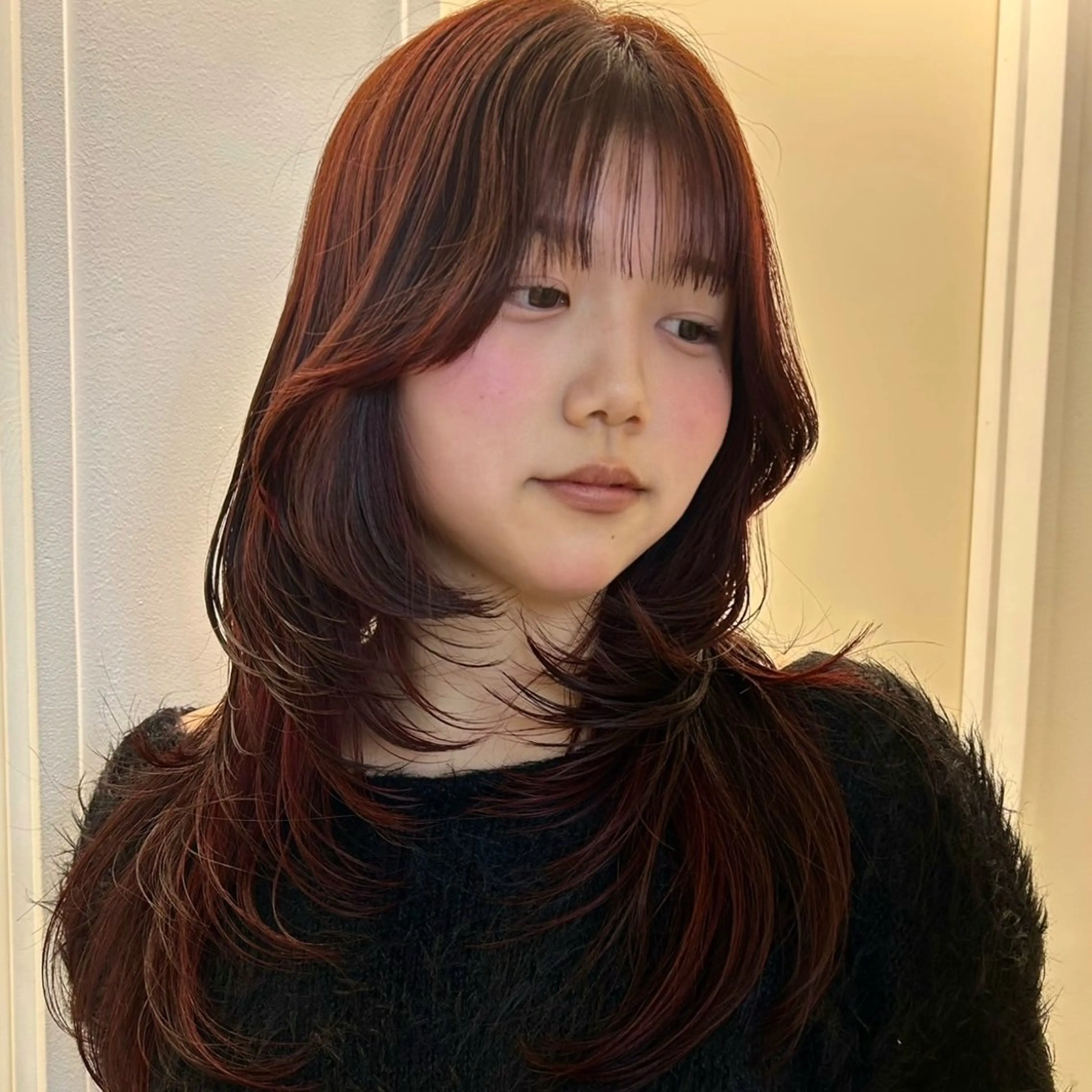 ミディアム カラー カット ブラウン/レイヤー ココトキ🌺のヘアスタイル