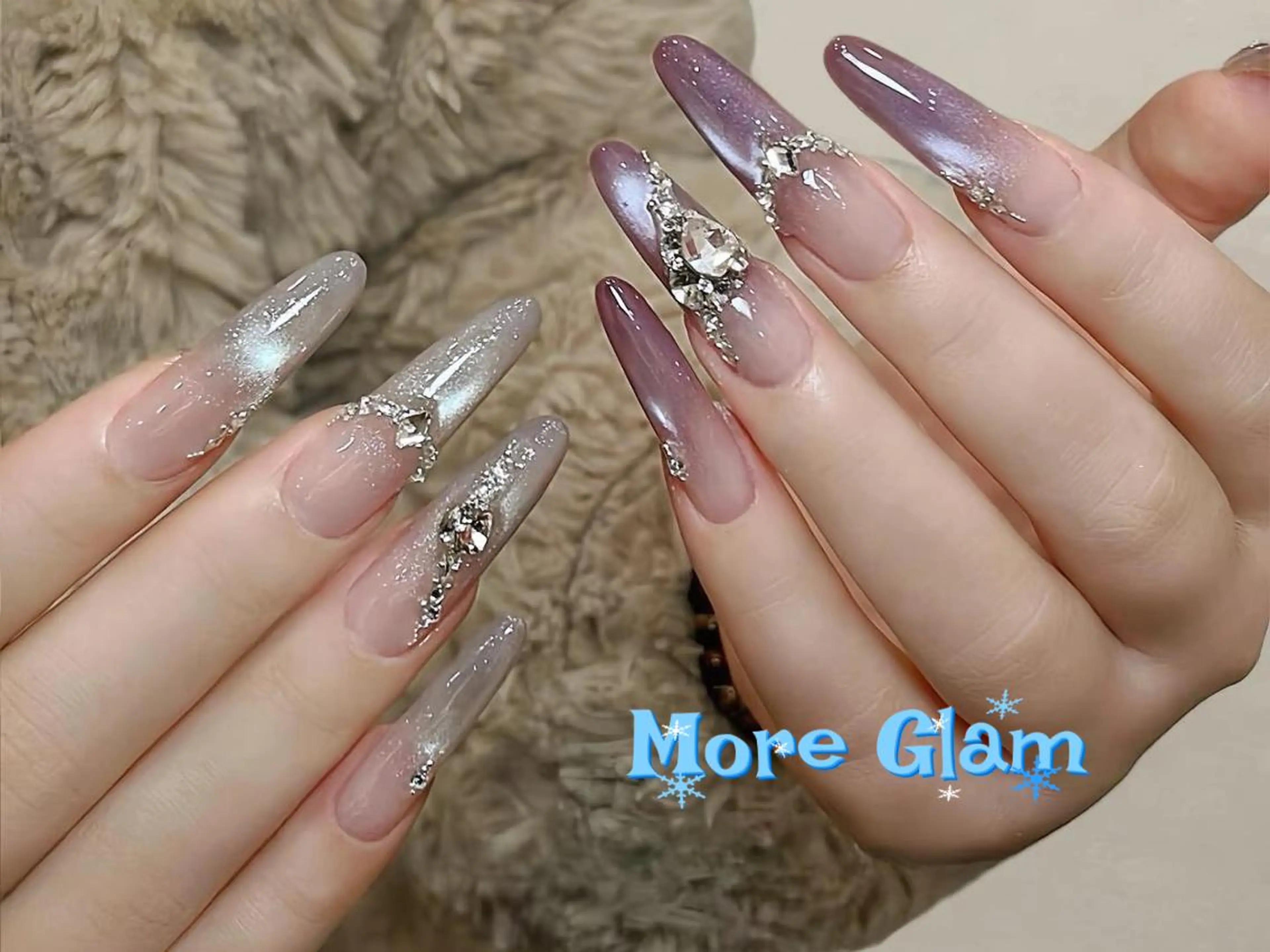 ネイル 長さ出し フットネイル フレンチネイル ジェルネイル ガラスフレンチ More Glam 池袋東口店のネイルデザイン