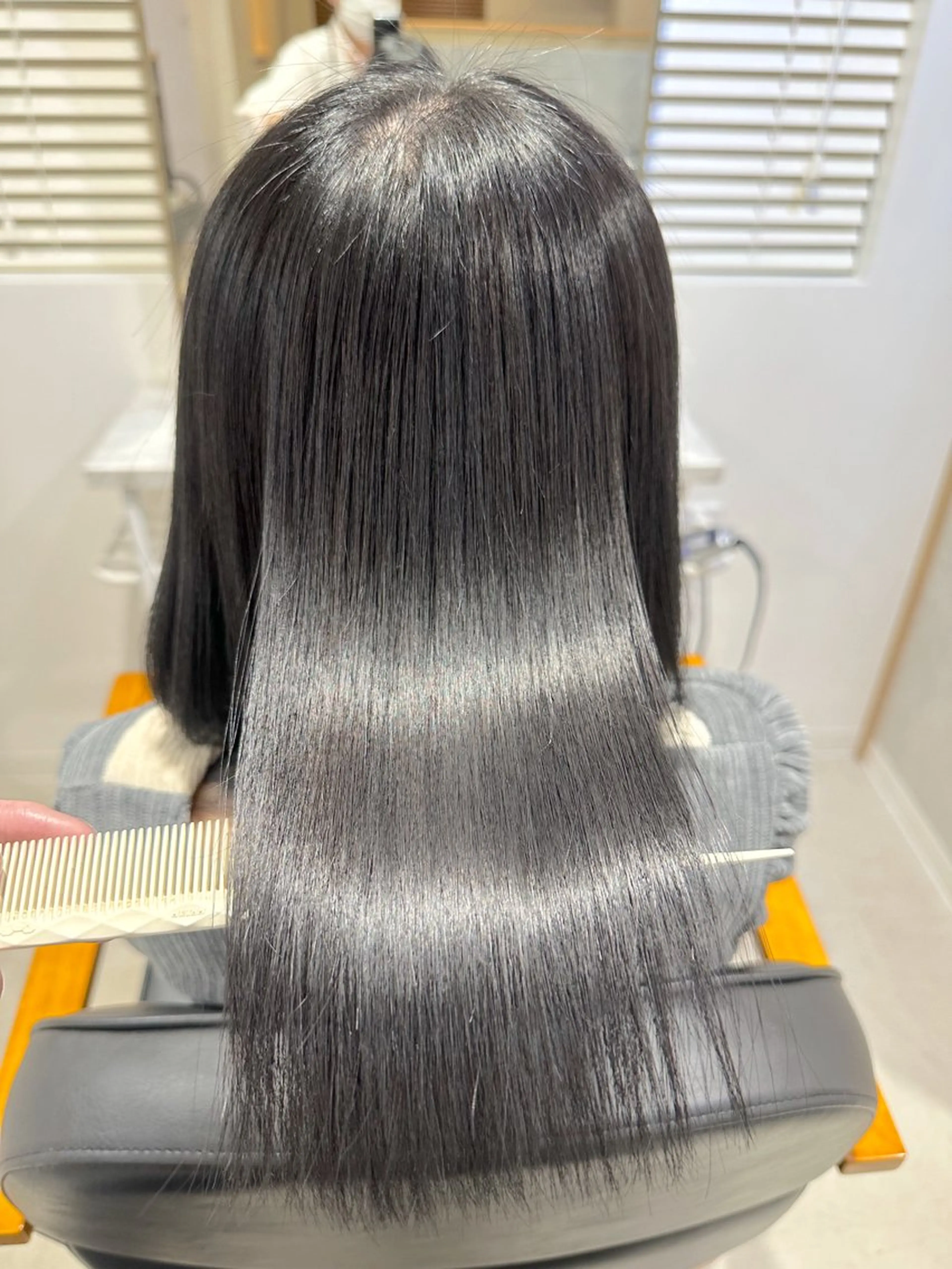 ロング カット ヘアカラー 縮毛矯正 トリートメント 尾澤 祥多のヘアスタイル