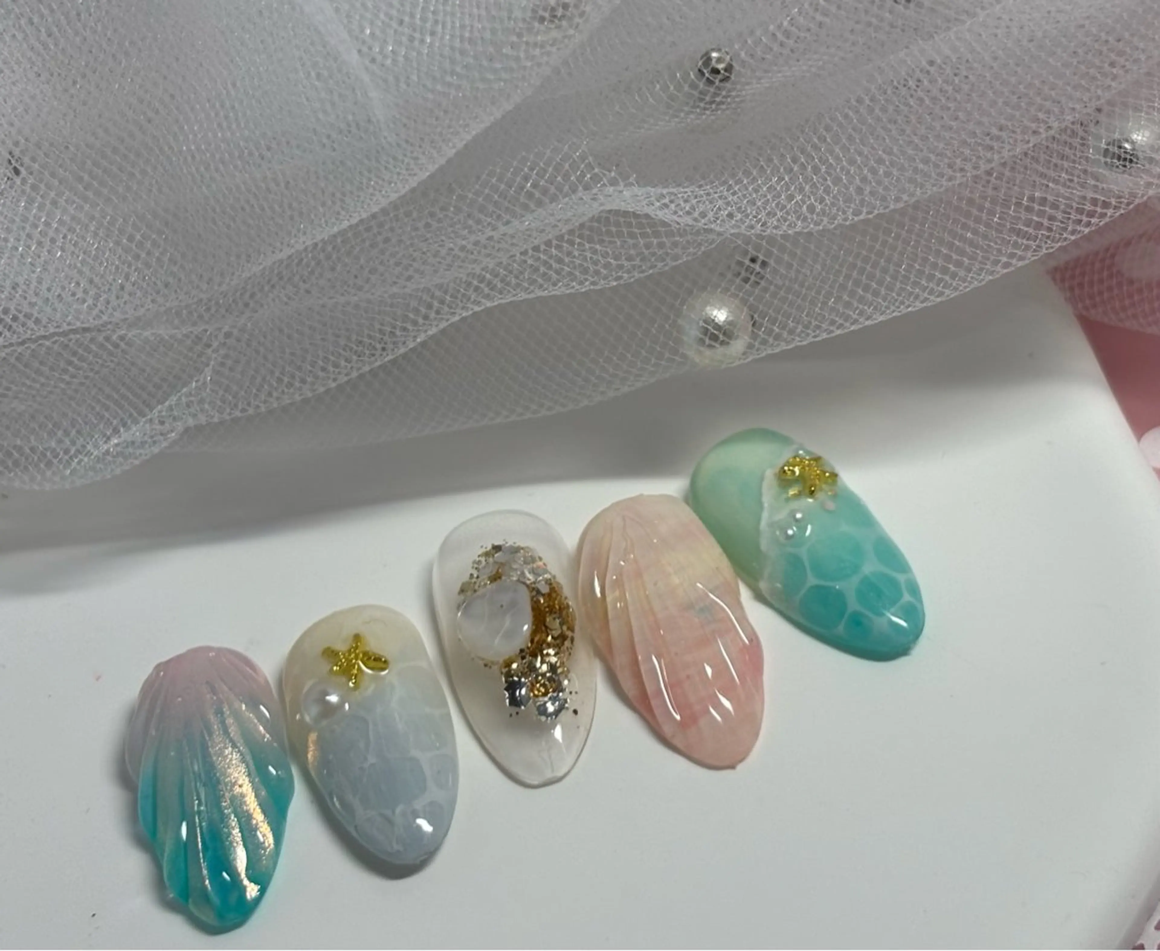 ネイル BeautifulA 🌈🍭💜のネイルデザイン