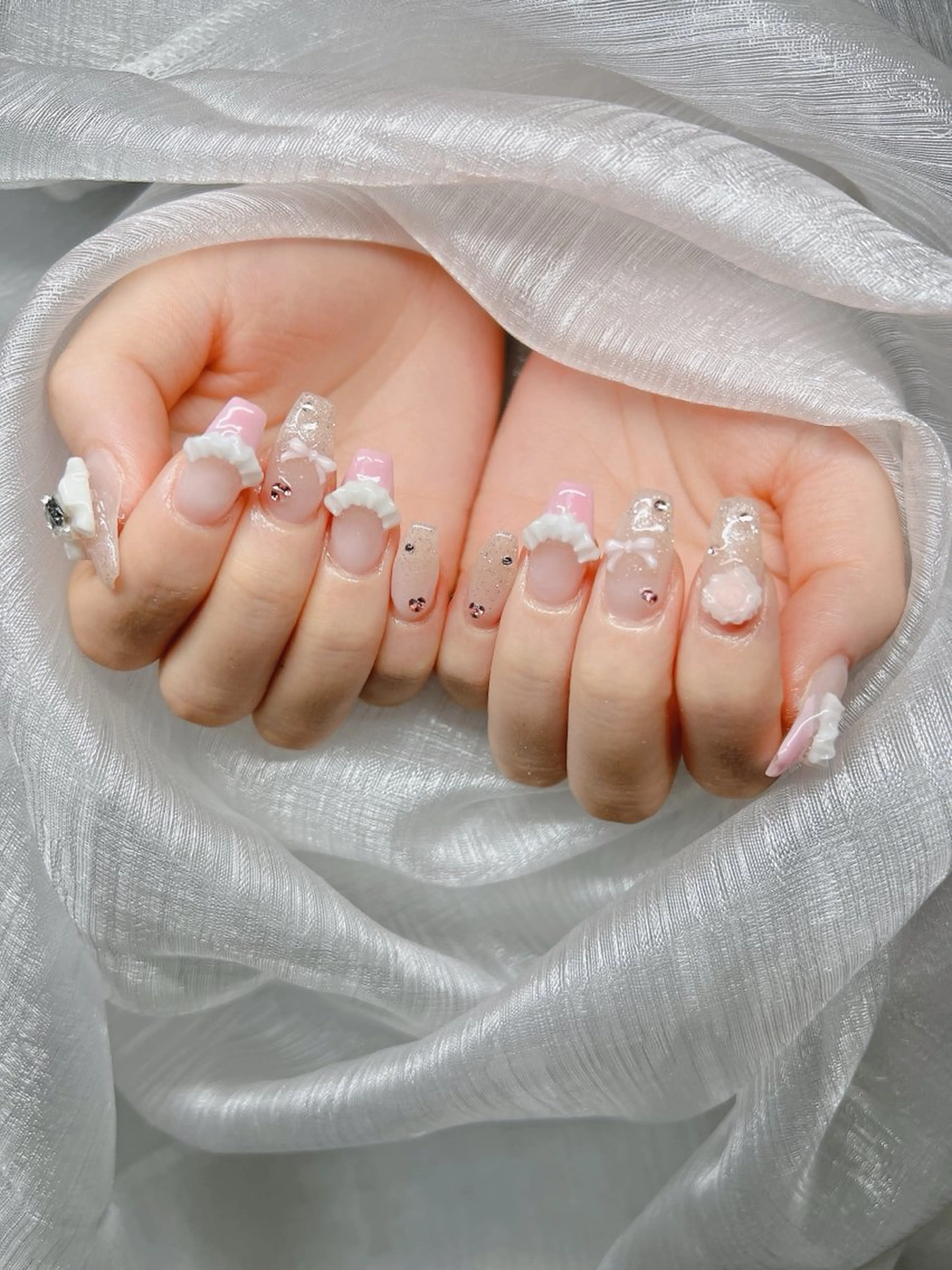 ネイル ハンドネイル Lee Nailsのネイルデザイン