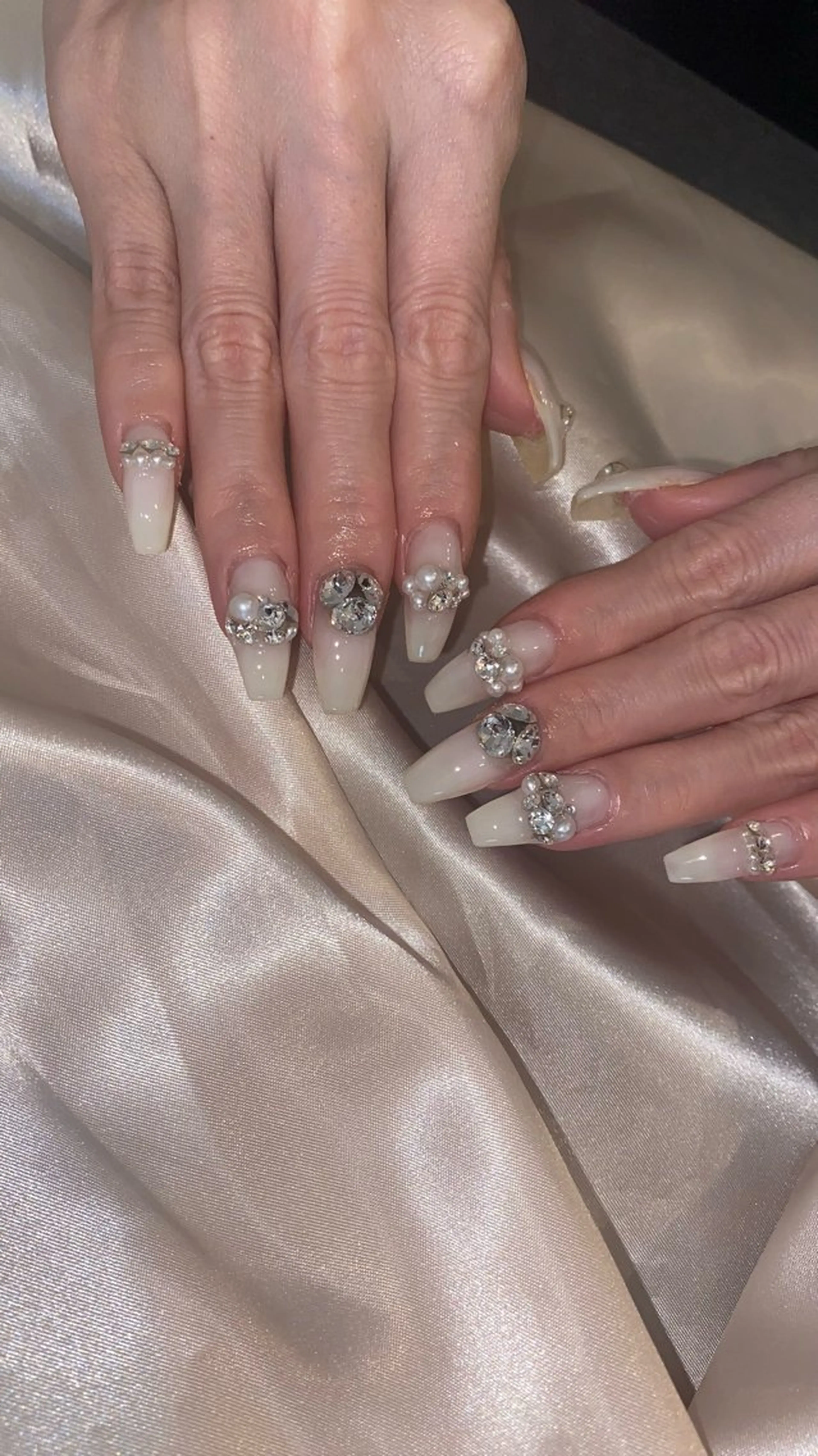 ネイル ハンドネイル la vie Luire所属・la vie Luire アスカのネイルデザイン