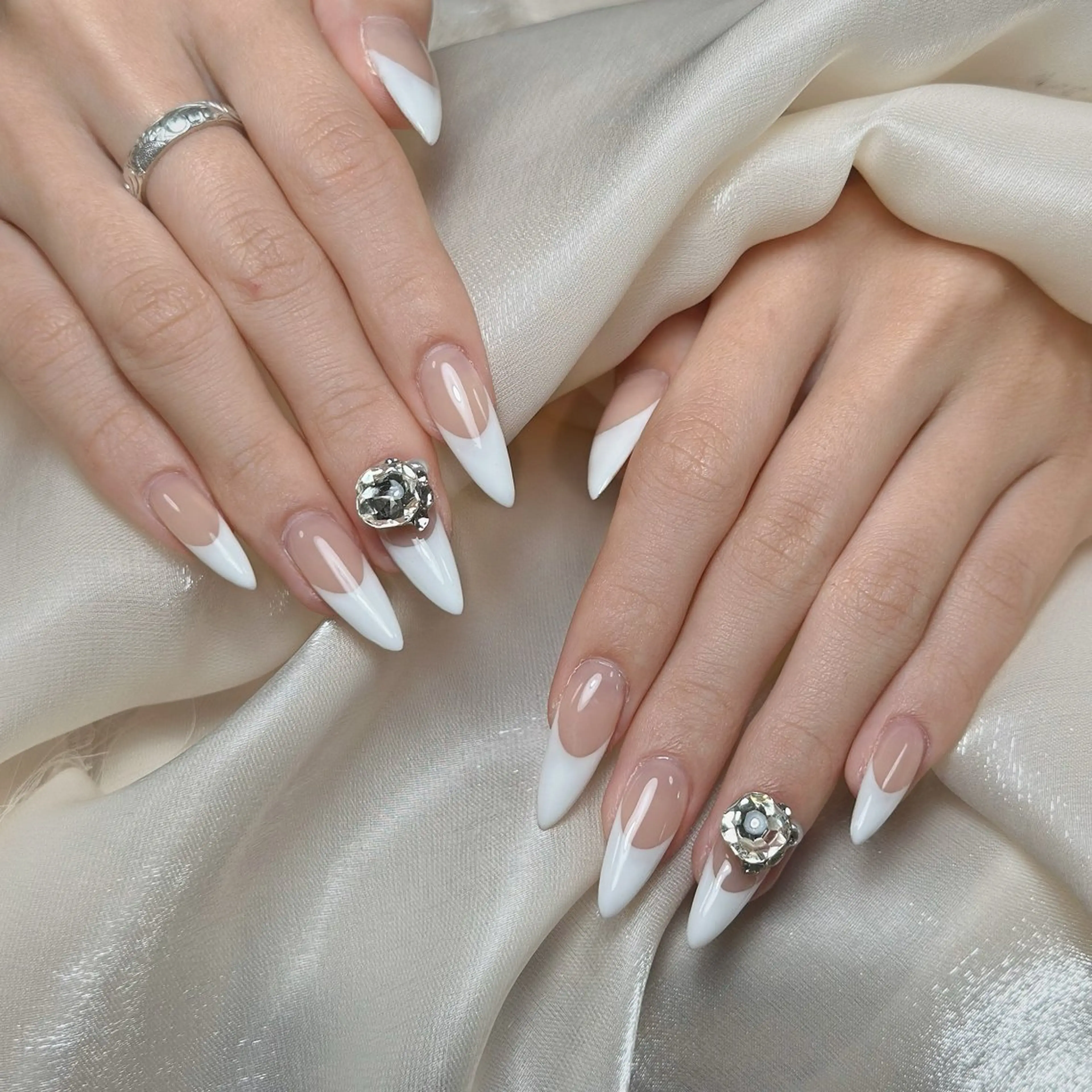 ネイル マギー ネイル🦋のネイルデザイン