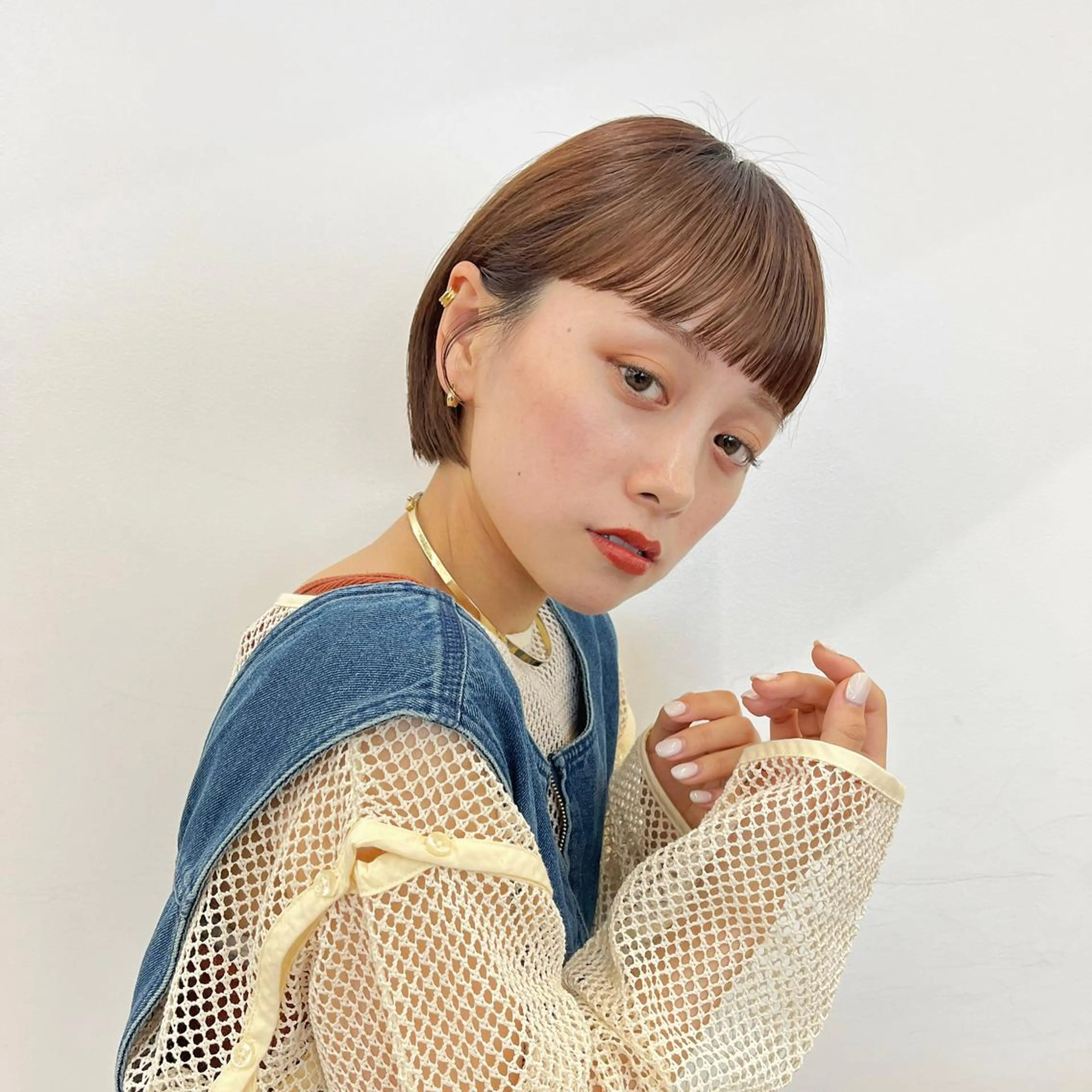 ショート カラー ベージュカラー 透明感カラー オン眉 🌱ボブ/レイヤー/ ベージュ/あやみ✨のヘアスタイル