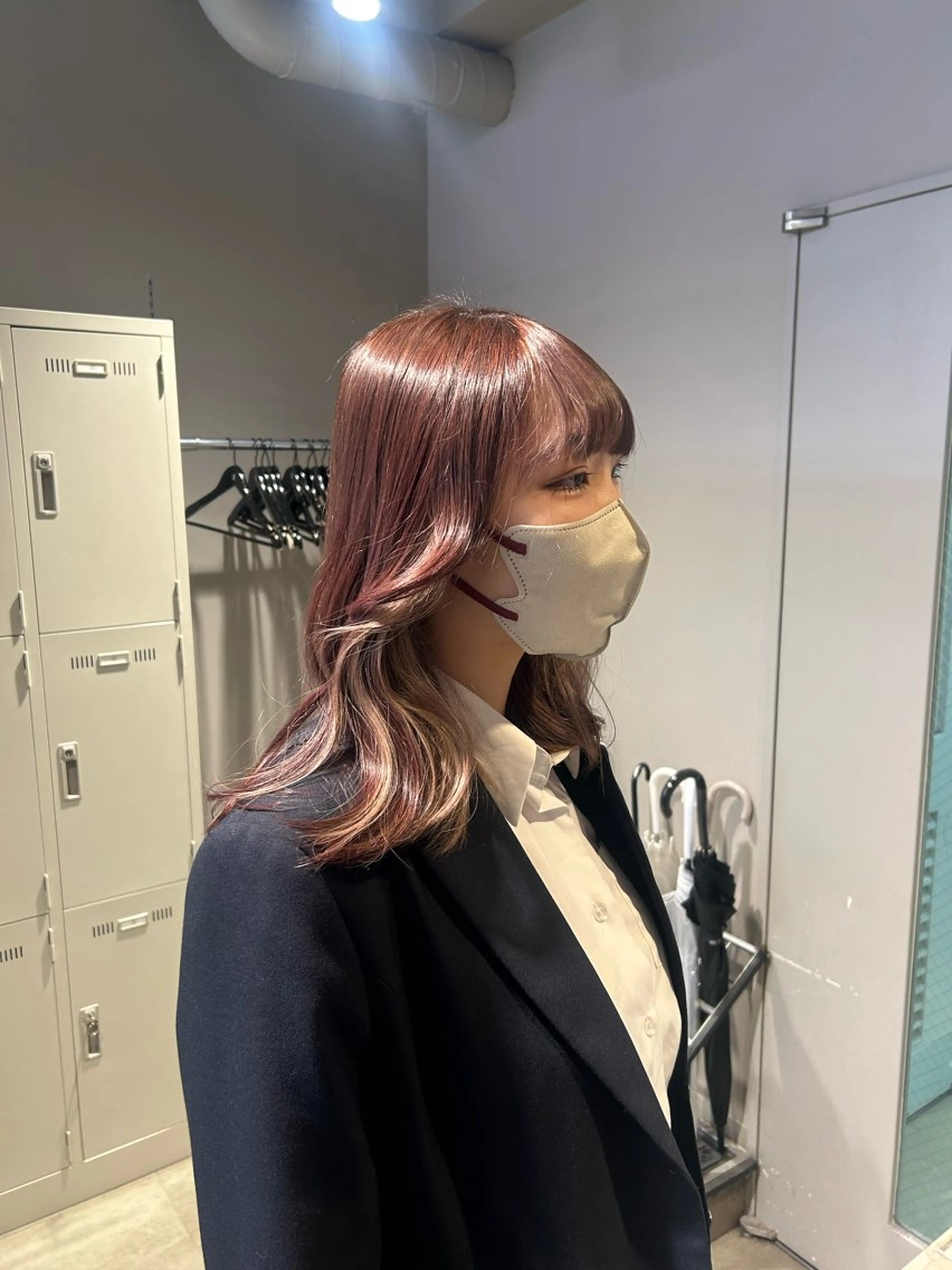 ミディアム カラー 韓国/トレンド レイヤー【101】のヘアスタイル