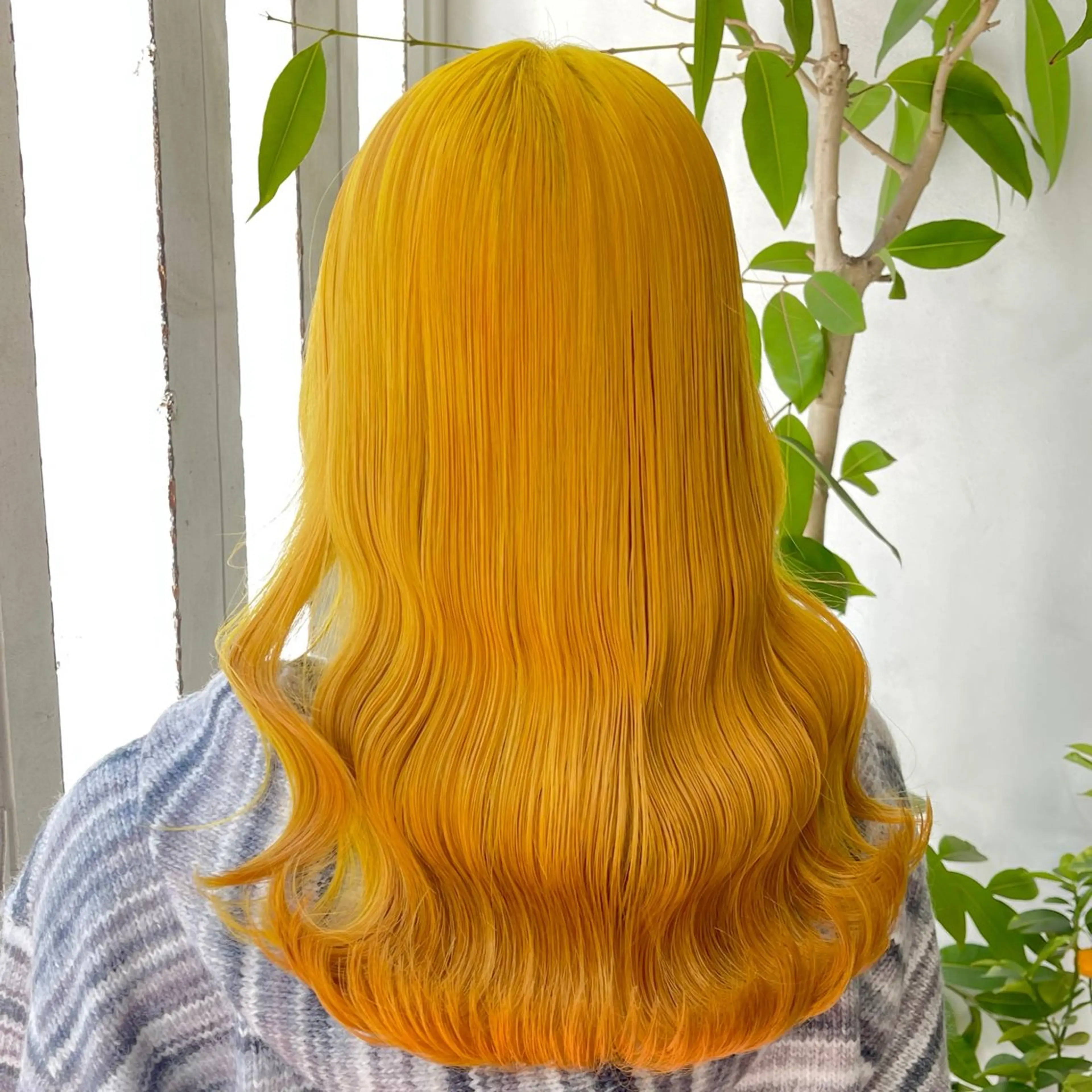 カラー カット ヘアカラー トリートメント ヘッドスパ ヘアメイク アン/ ブリーチカラーのヘアスタイル