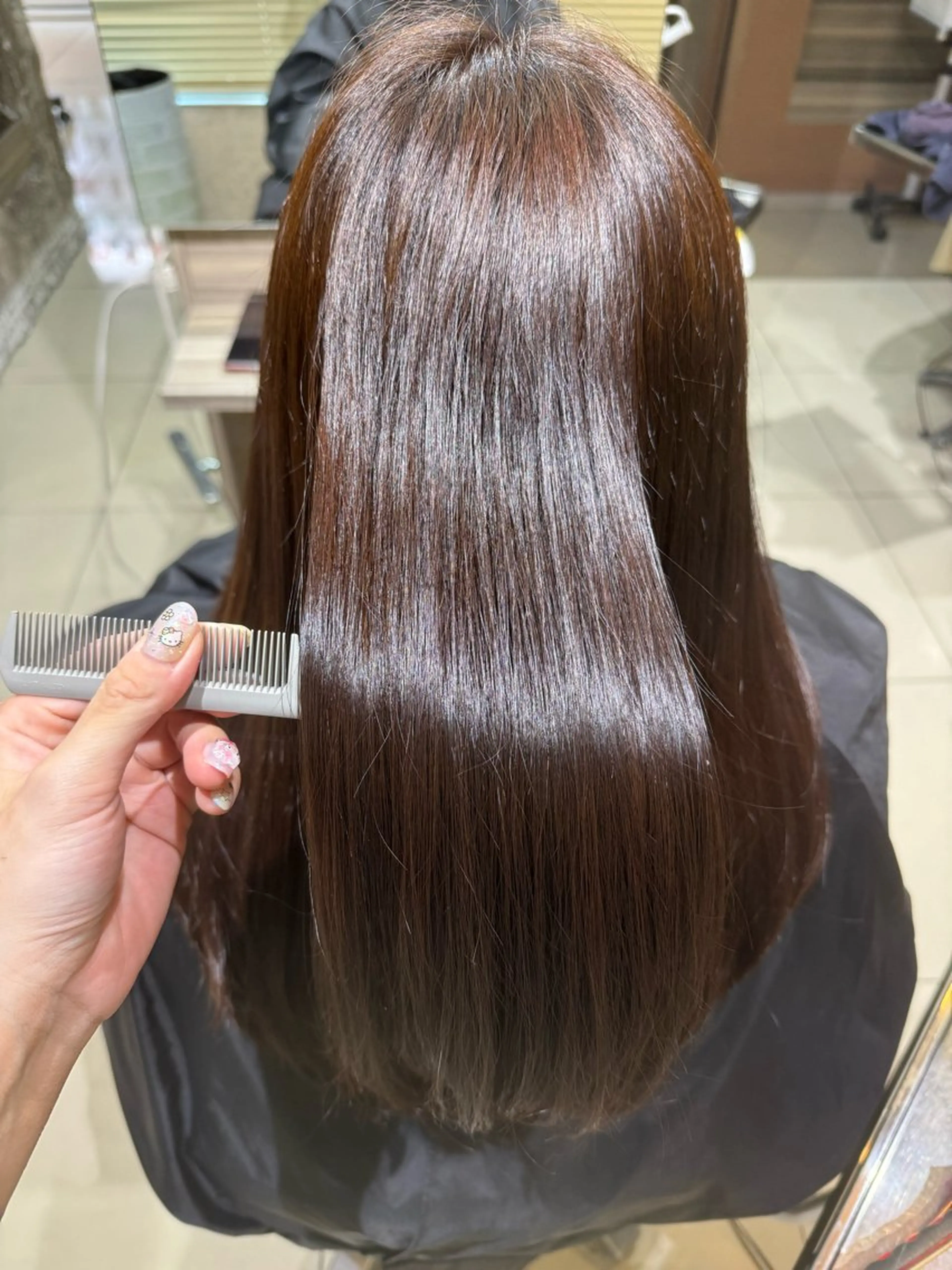 ロング トリートメント 透明感カラー& メンズアイブロウ専門のヘアスタイル