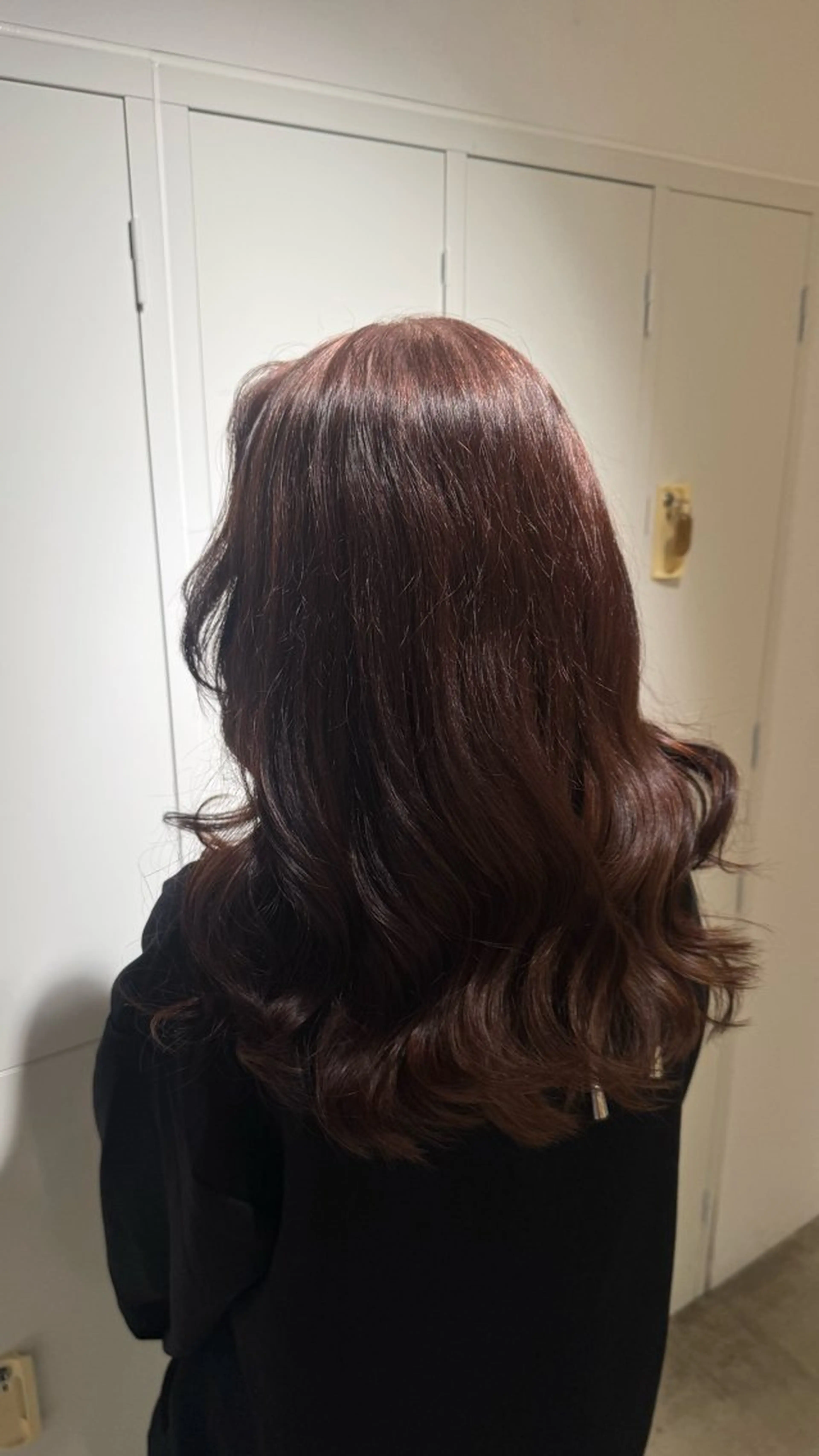 セミロング 山根 里緒のヘアスタイル