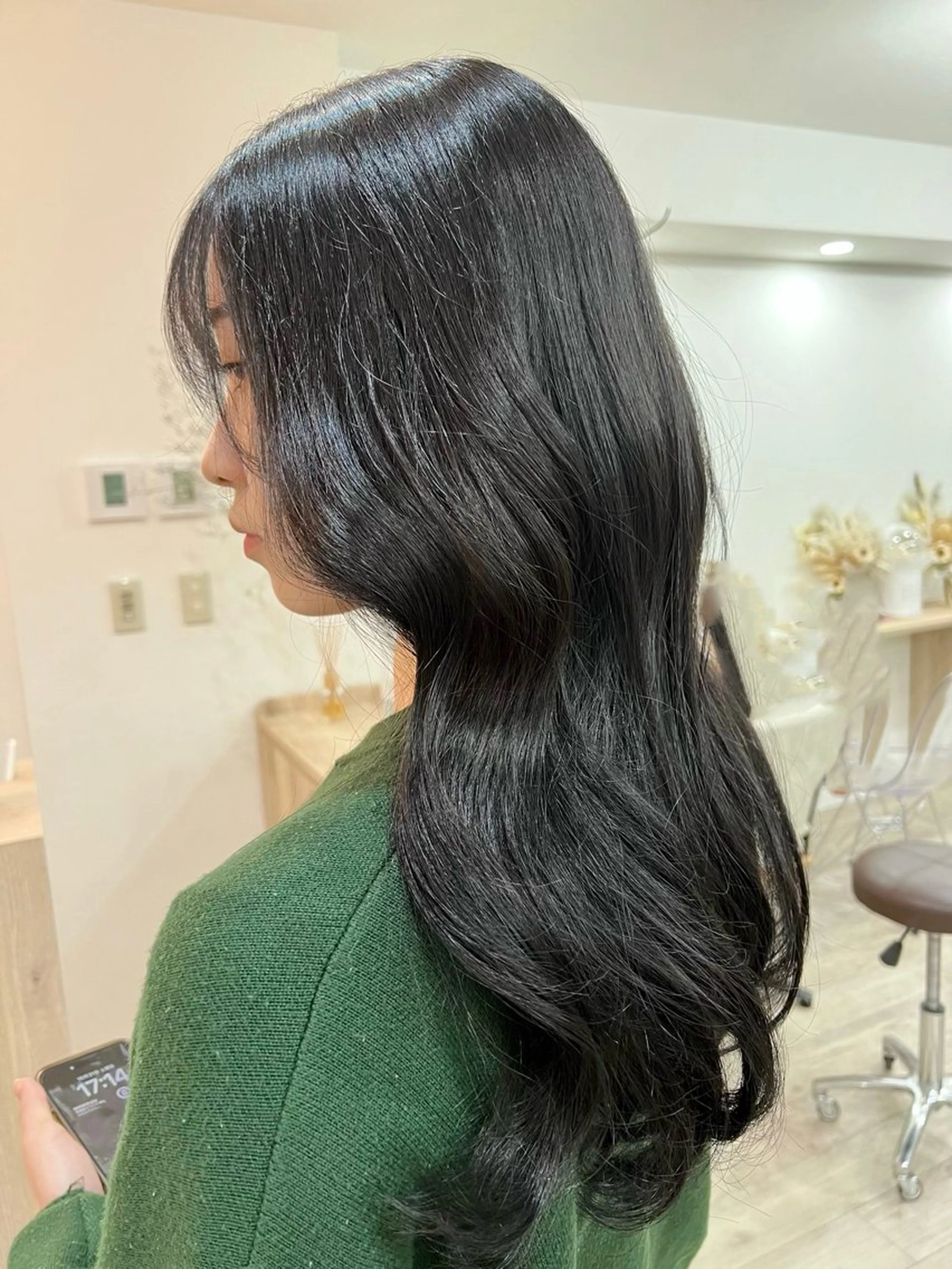 ロング カラー ヘアアレンジ 黒髪 縮毛矯正 TOKI mahoのヘアスタイル