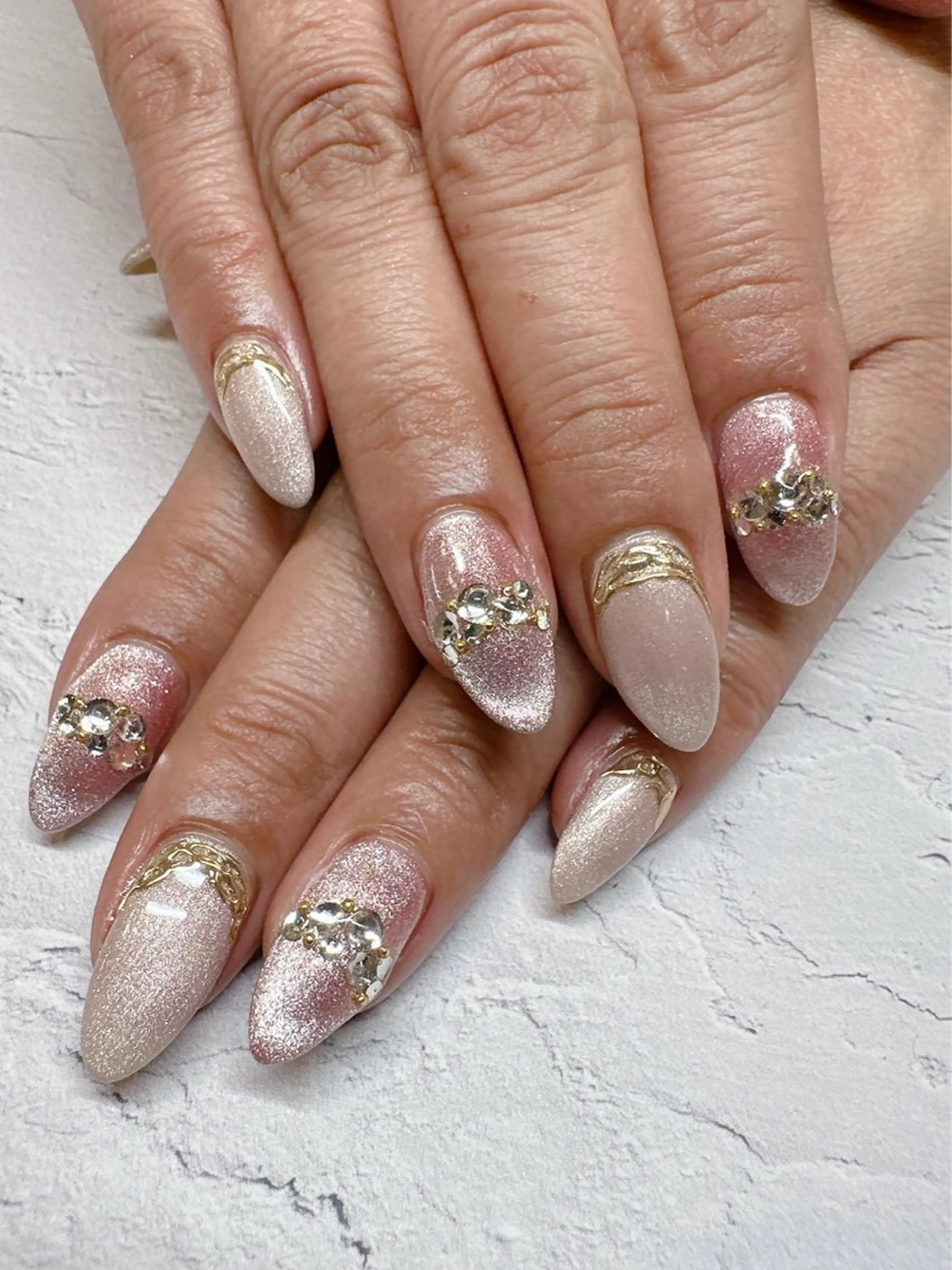 ネイル ハンドネイル nailist SATO【銀座】のネイルデザイン