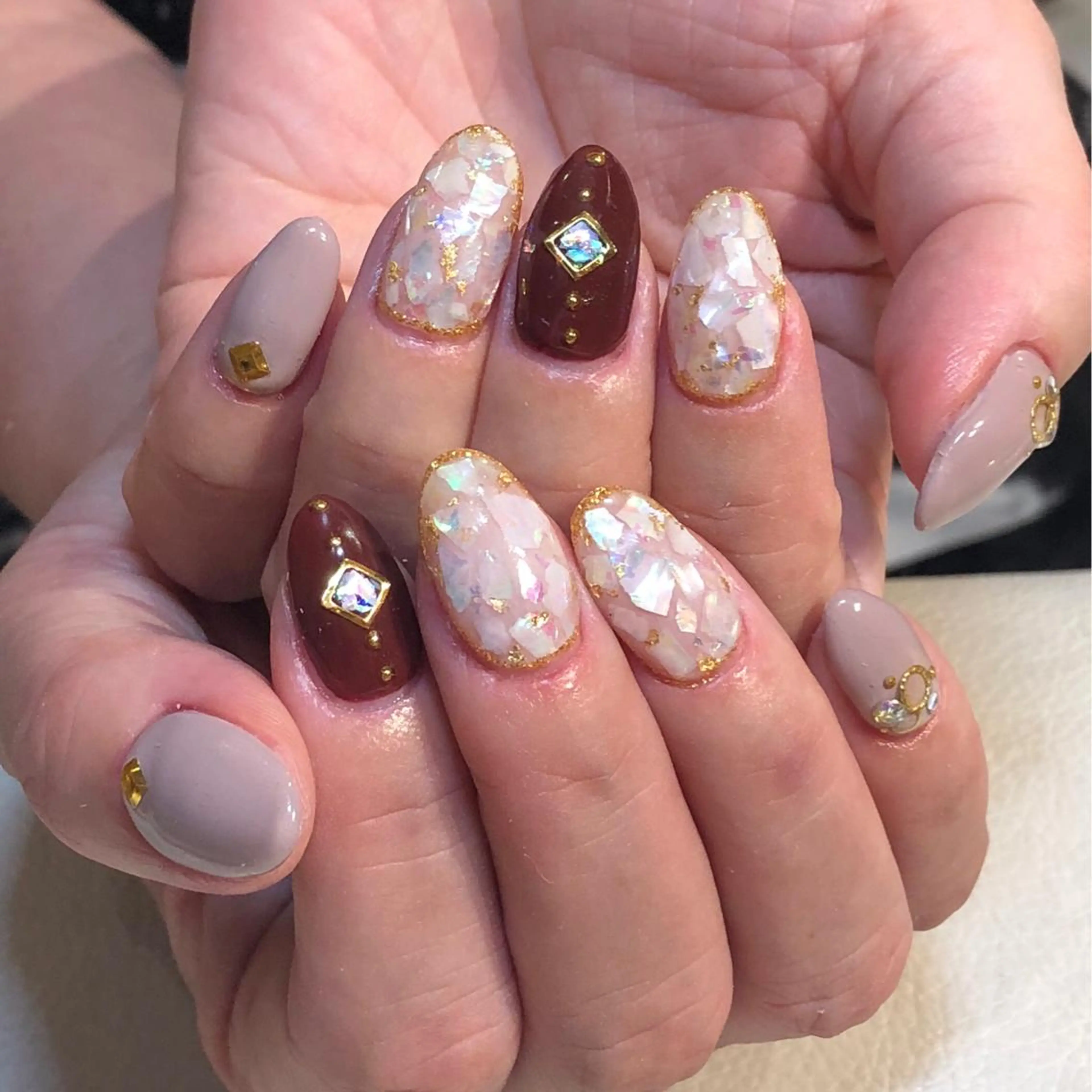 ネイル Nest 三田のマツエク・マツパデザイン