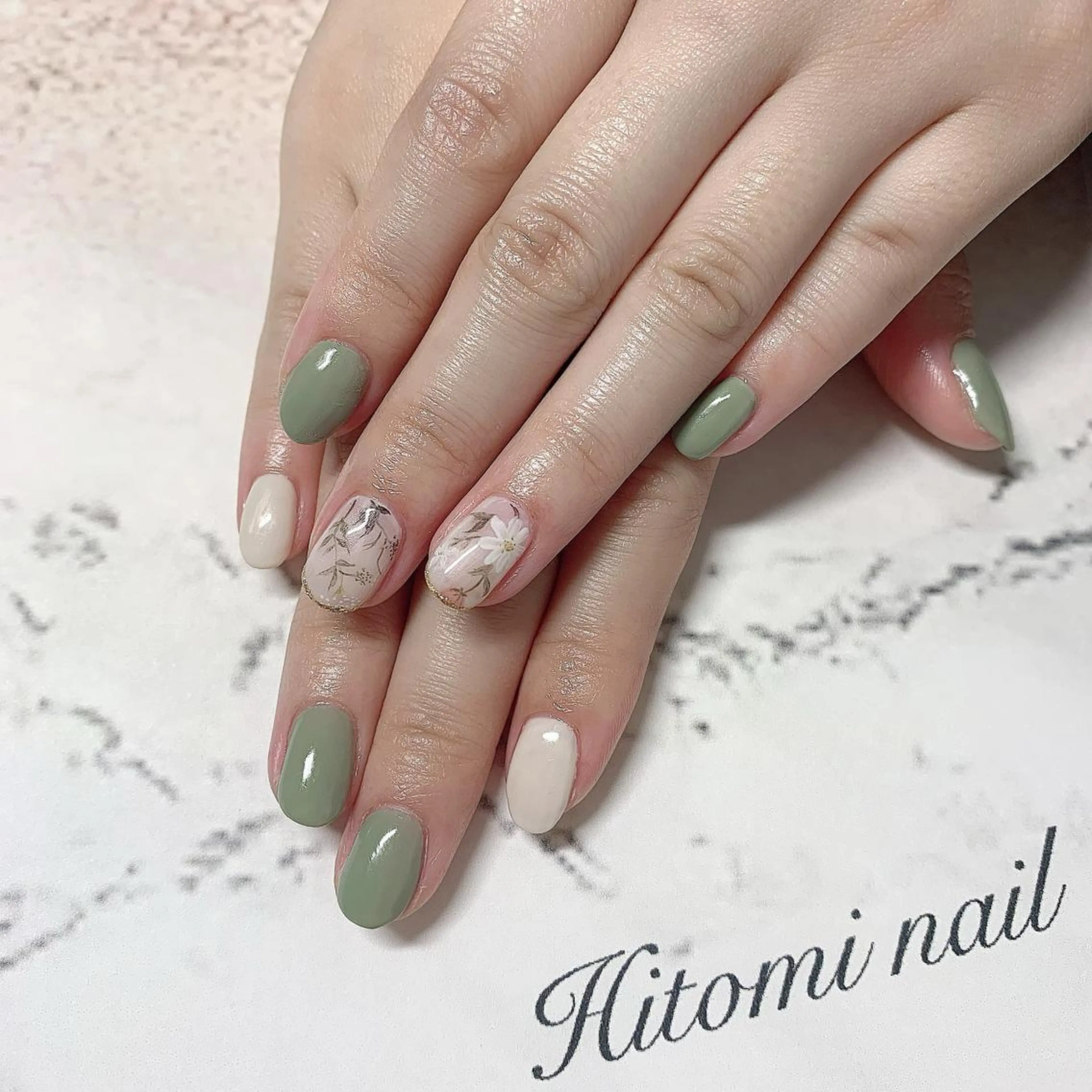 ネイル 大澤 瞳のネイルデザイン