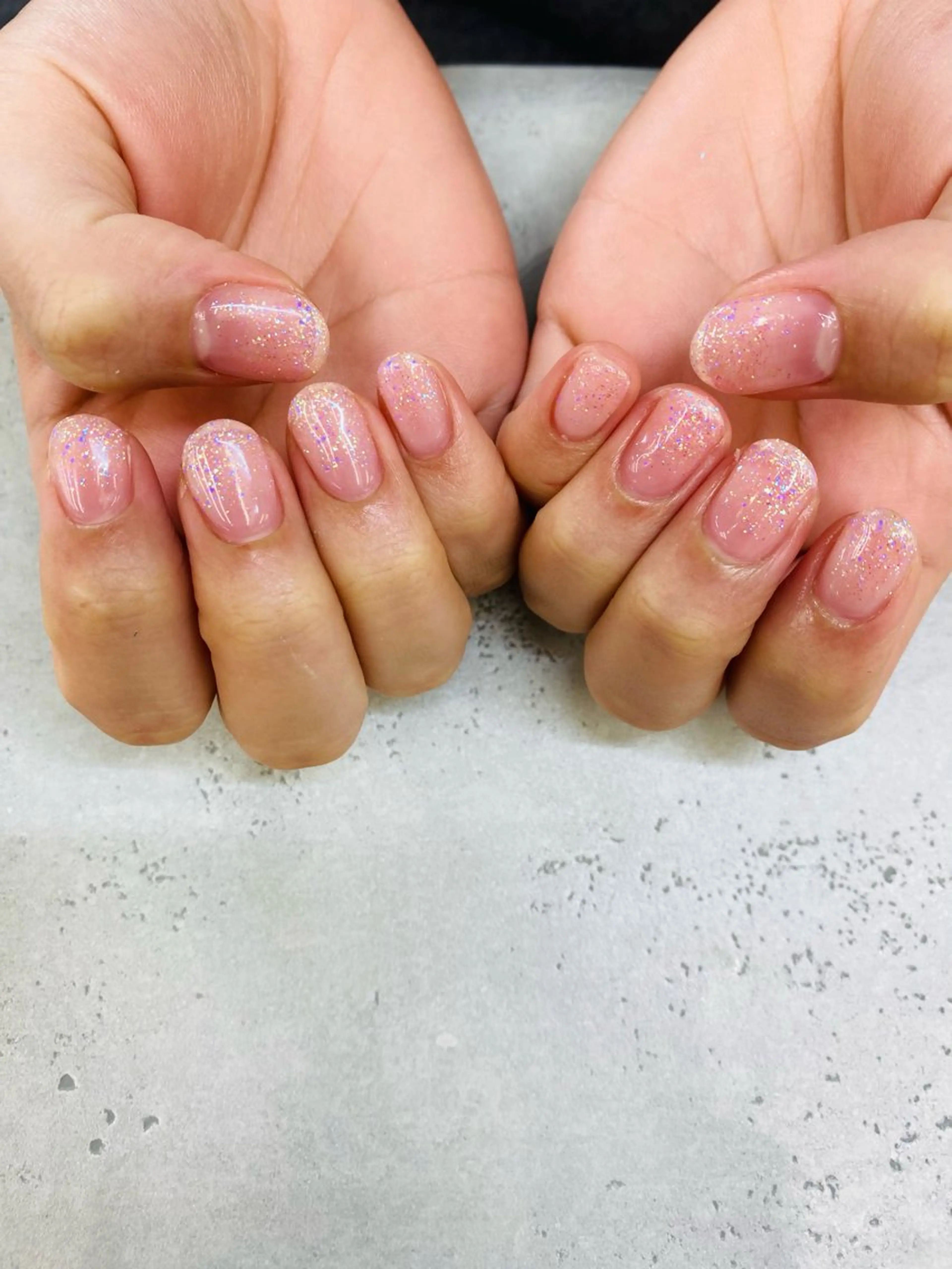 ネイル ラメ(グリッター) MAXKELLY AIのネイルデザイン