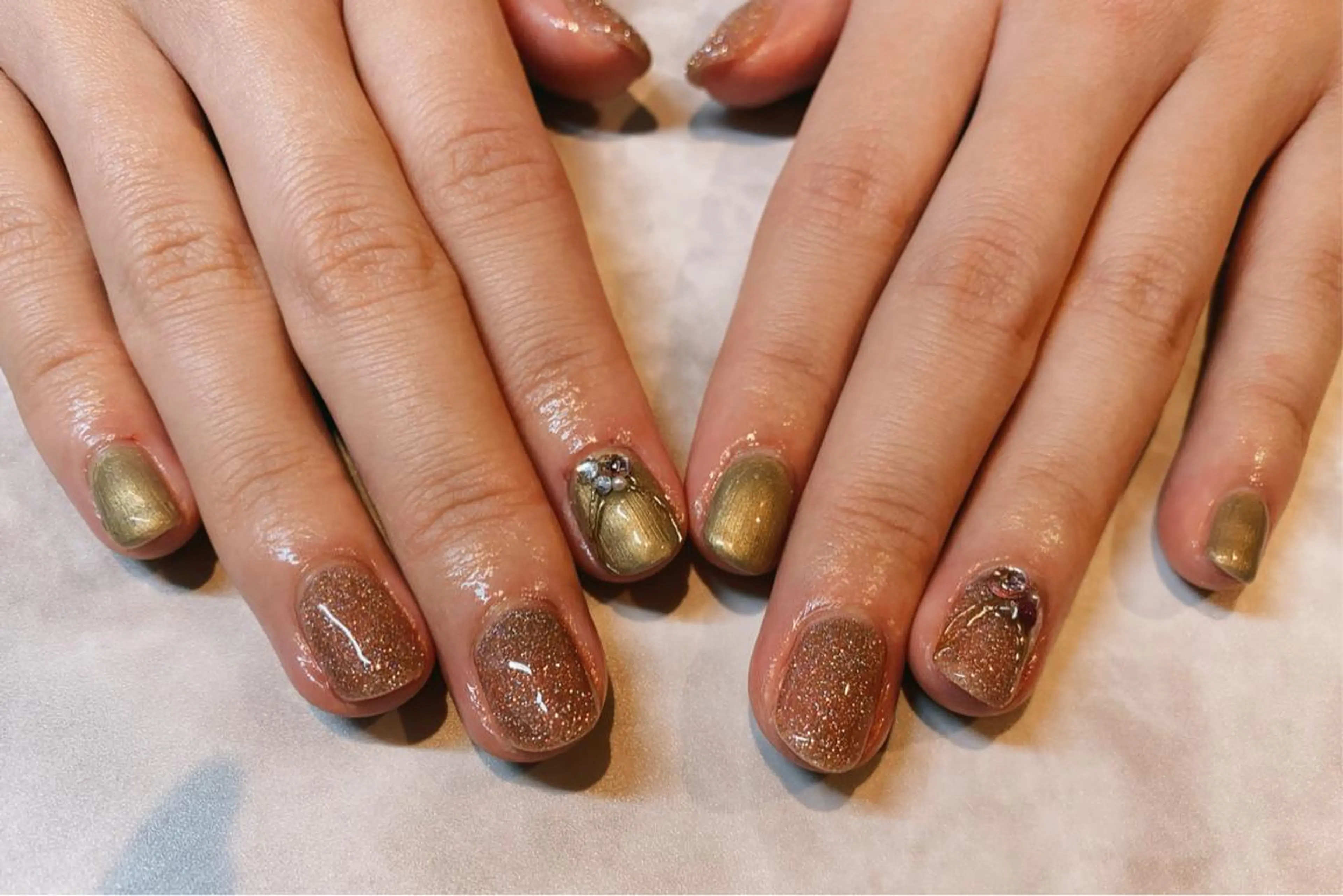 ネイル 長谷川 奈緒美のネイルデザイン