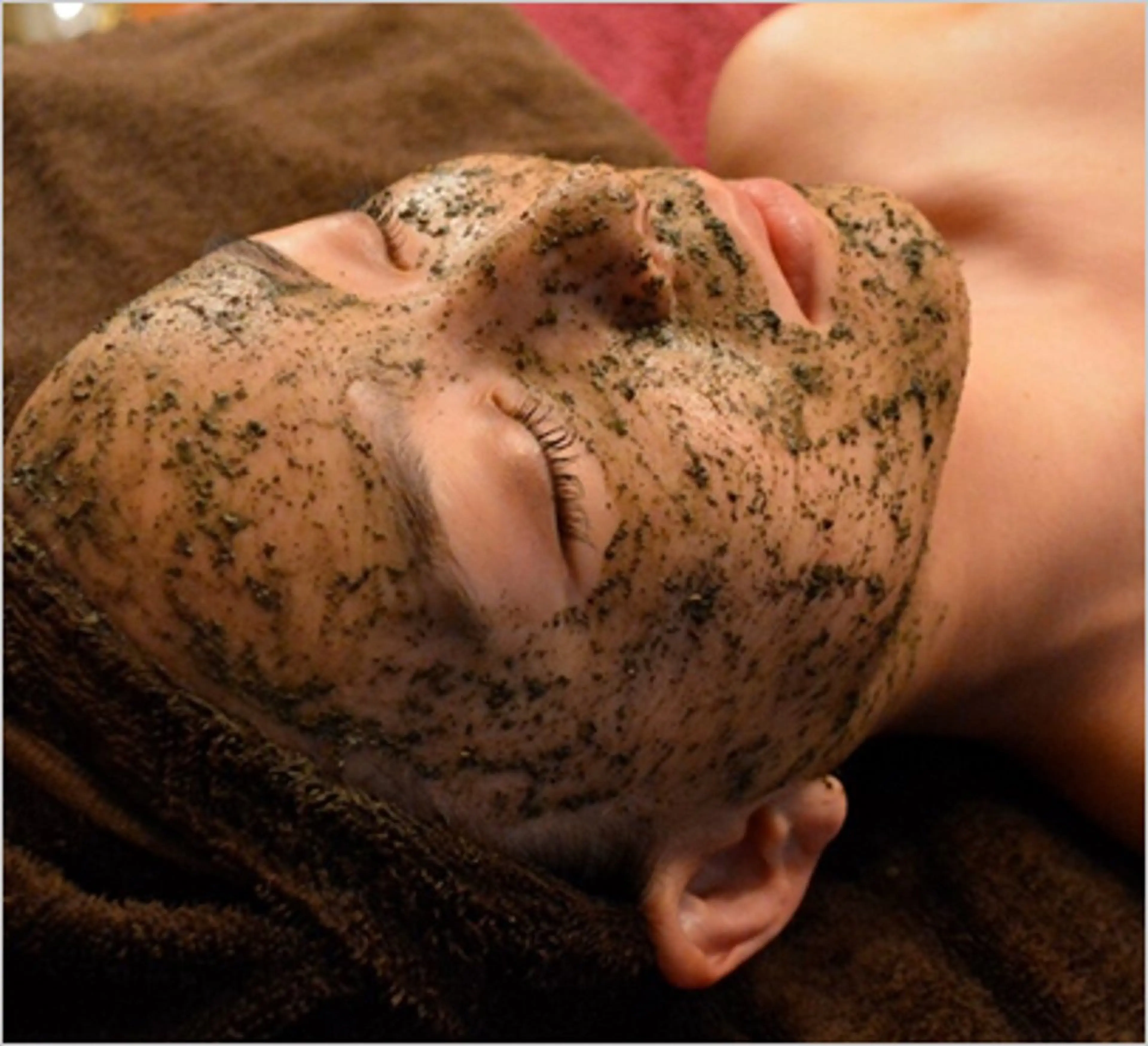 ✨肌トラブル改善✨REVIハーブピーリング1ｇ🌿スキンケア半顔体験コース‼️¥8000→¥5500の写真