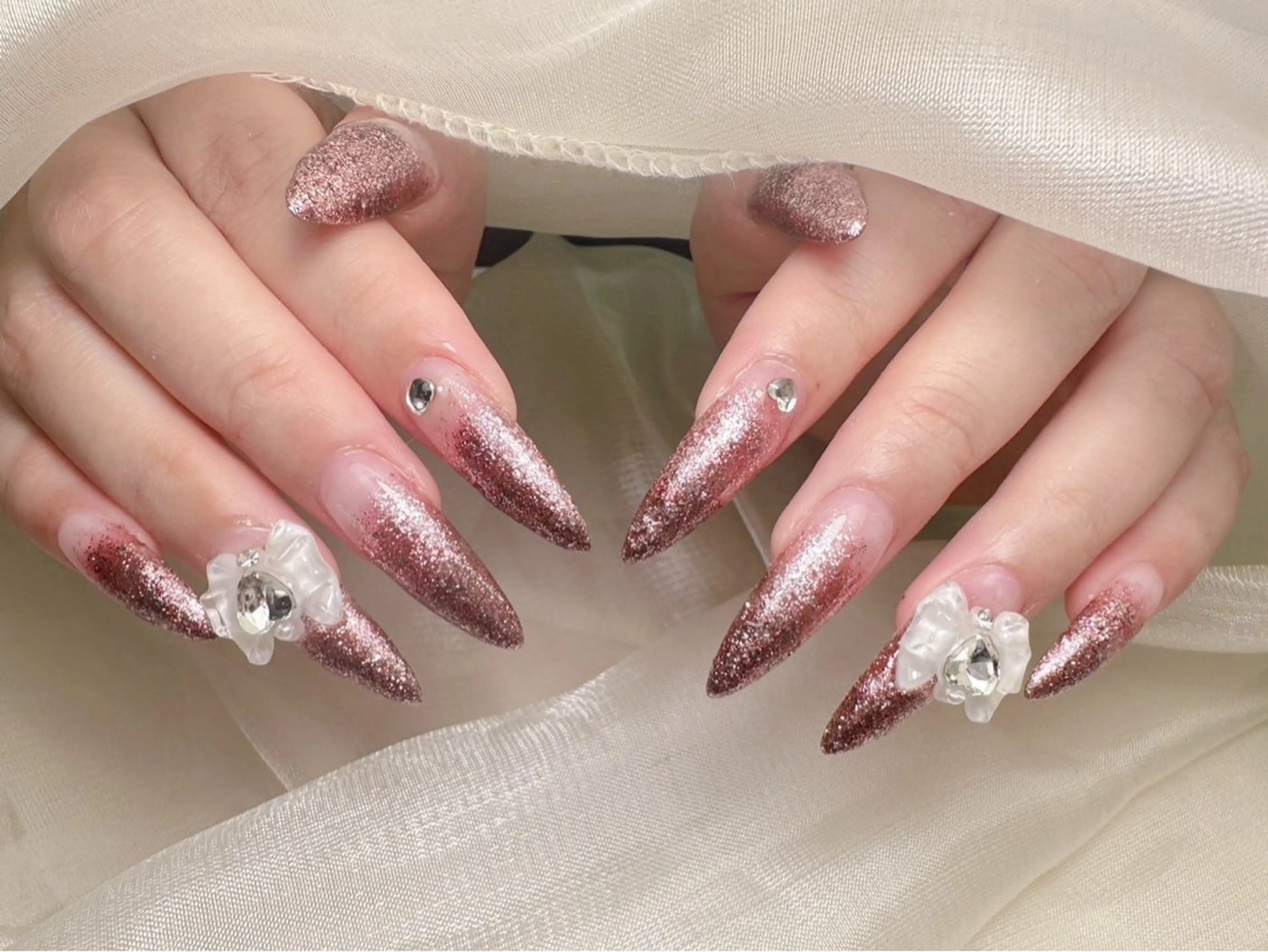 ネイル ロングネイル スカルプネイル ネイルチップ lucky nail 歌舞伎町のネイルデザイン