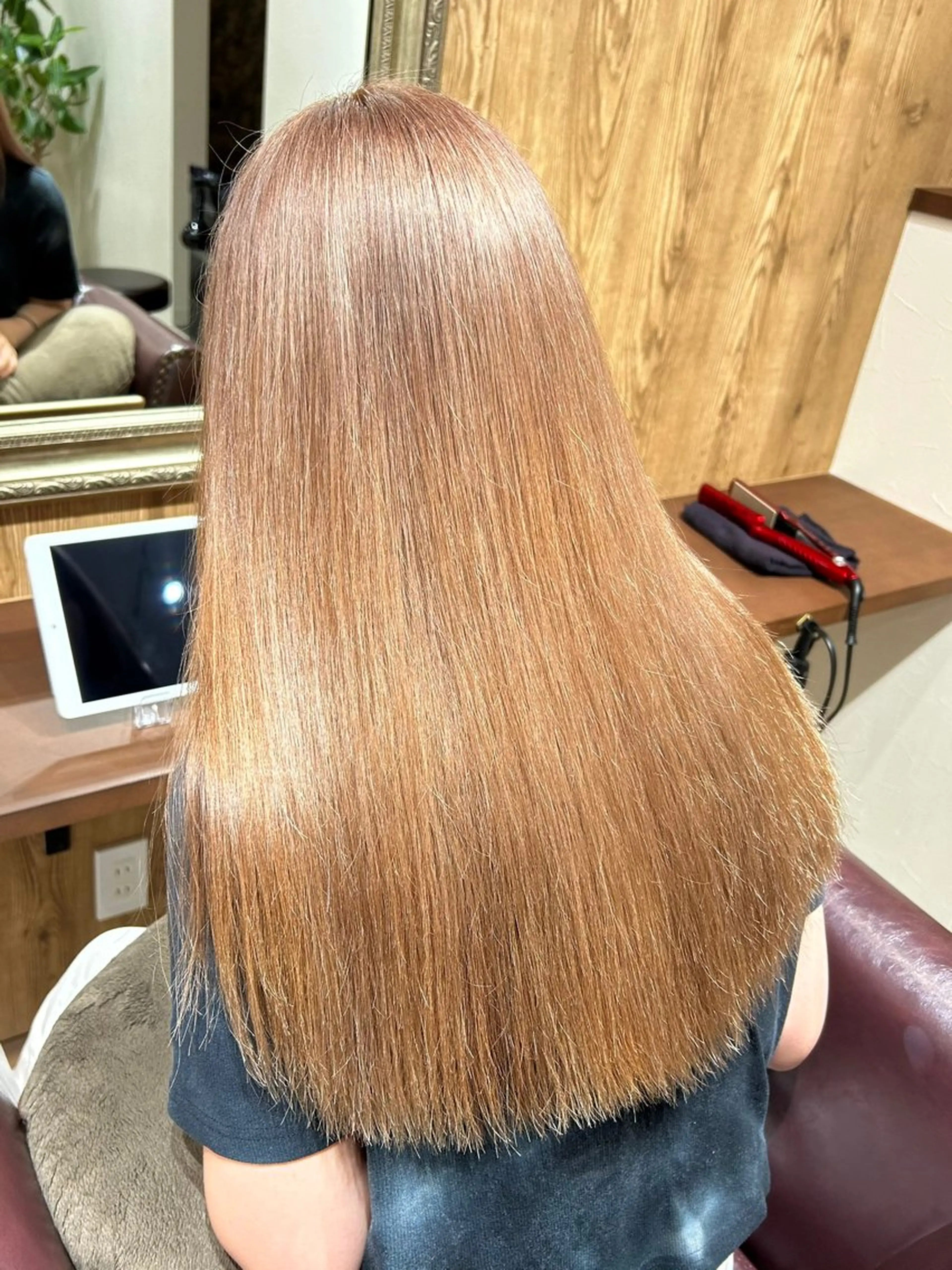 ロング カット ヘアカラー 鈴木 悠孝のヘアスタイル